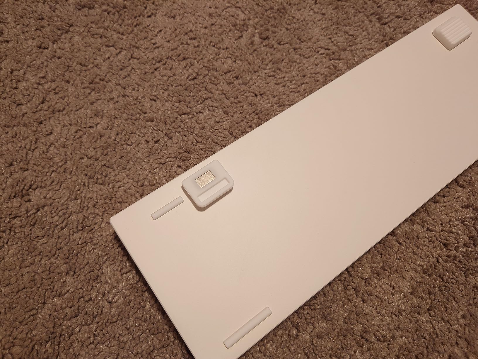Ranked G65 Guardian 65% | Full Aluminum Frame | Ultra Slim Hot Swappable Mechanical Gaming Keyboard | 68 Keys Multi Color RGB LED Backlit for PC/Mac Gamer (White, Gateron Low Profile Red) customer photo 2