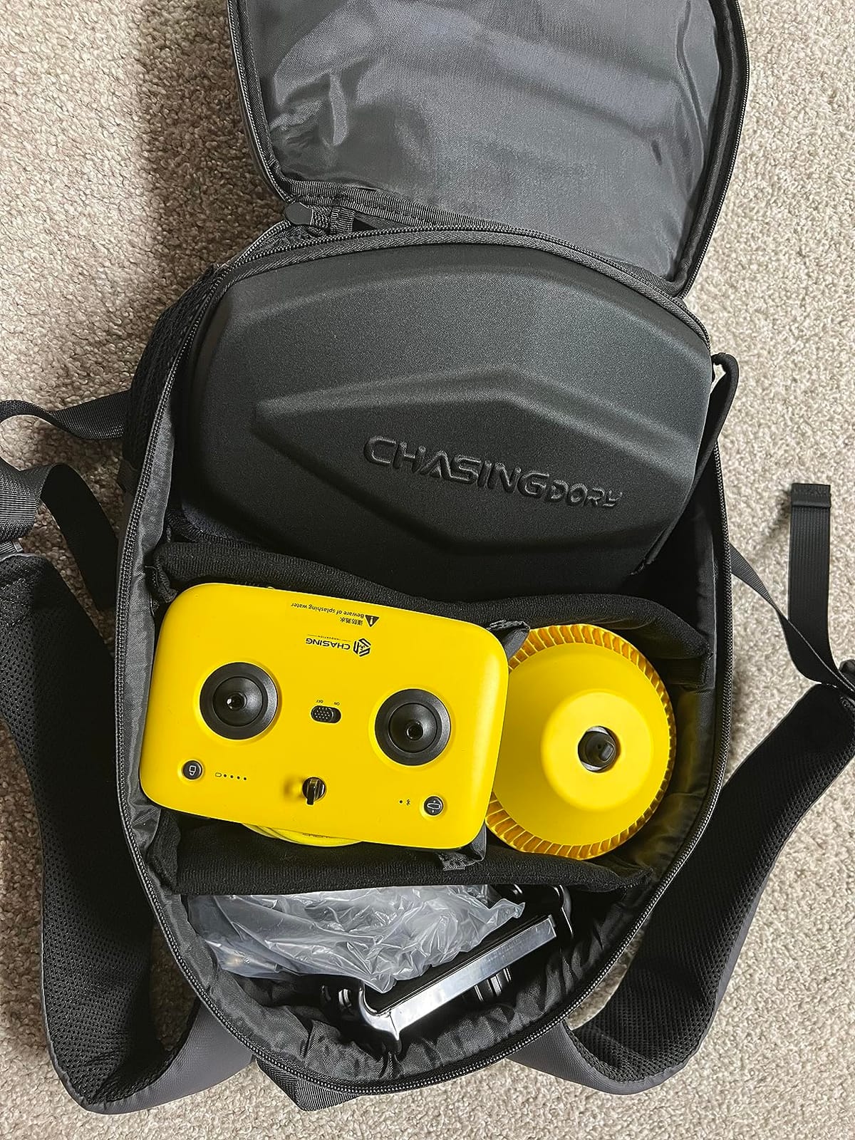 Chasing Dory Underwater Drone - Palm-Sized 1080p Full HD Underwater Drone with Camera for Real Time Viewing, APP Remote Control Green (Yellow) customer photo 1