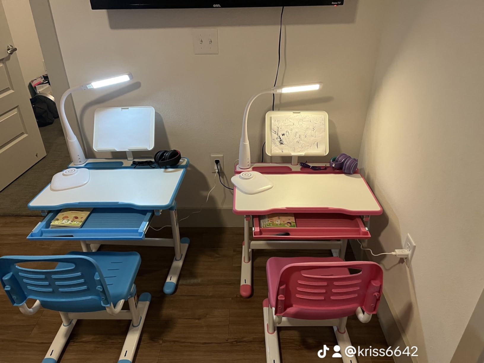 Artist hand Height Adjustable Kids Desk and Chair Set with LED Light,Drawer customer photo 2