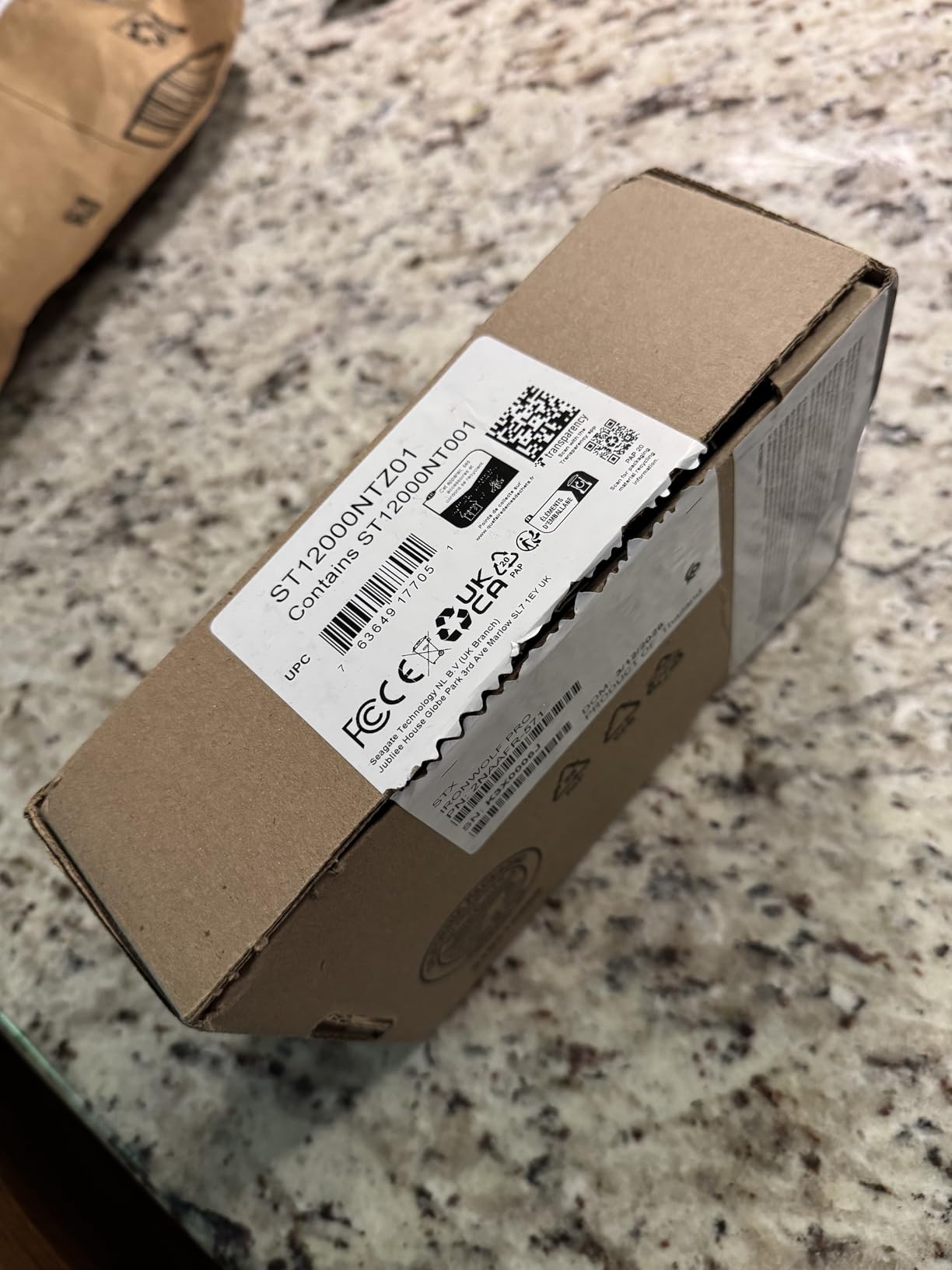 Seagate IronWolf Pro, 16 TB, Enterprise NAS Internal HDD –CMR 3.5 Inch, SATA 6 Gb/s, 7,200 RPM, 256 MB Cache for RAID Network Attached Storage (ST16000NT001) customer photo 1