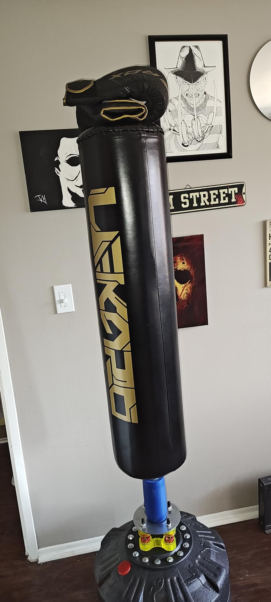 LEKÄRO Freestanding Punching Bag with Boxing Gloves, Heavy Boxing Bag with Stand for Adult Kids, Standing Kickboxing Bag customer photo 2