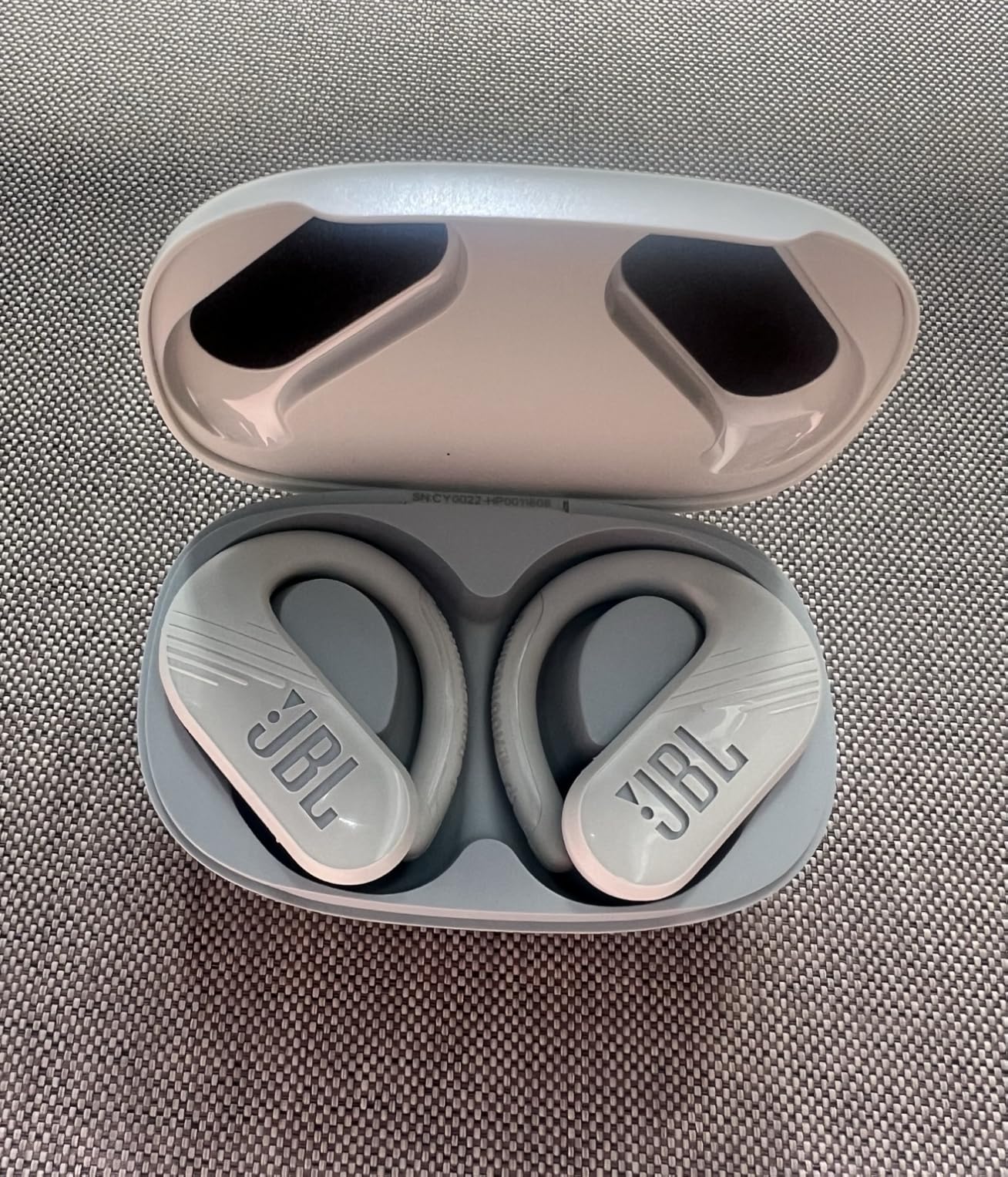 JBL Endurance Peak 3 - Dust and Water Proof (IP68) True Wireless Active Earbuds, JBL Pure Bass Sound, Up to 50 Total Hours of Playback with Speed Charge, Ambient Aware & Talk Thru (White) customer photo 1