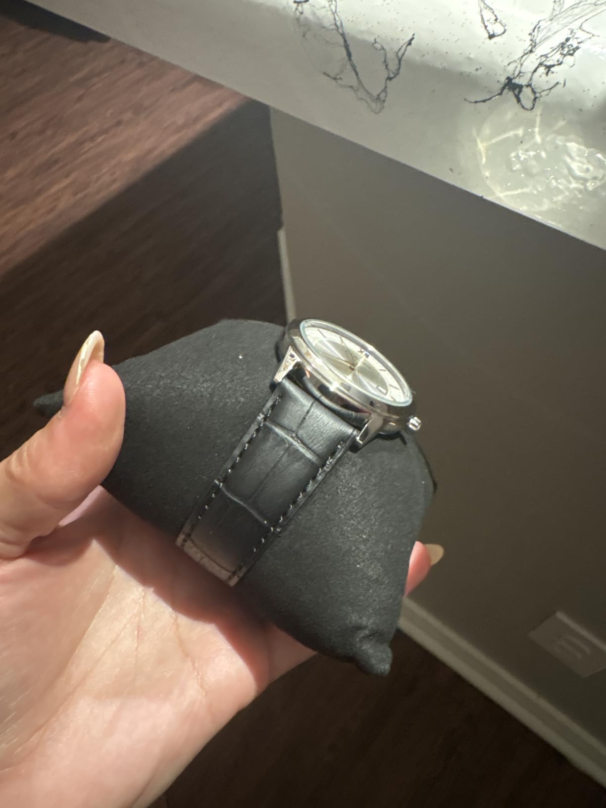 Citizen Men's Classic Eco-Drive Leather Strap Watch, 3-Hand Date customer photo 2