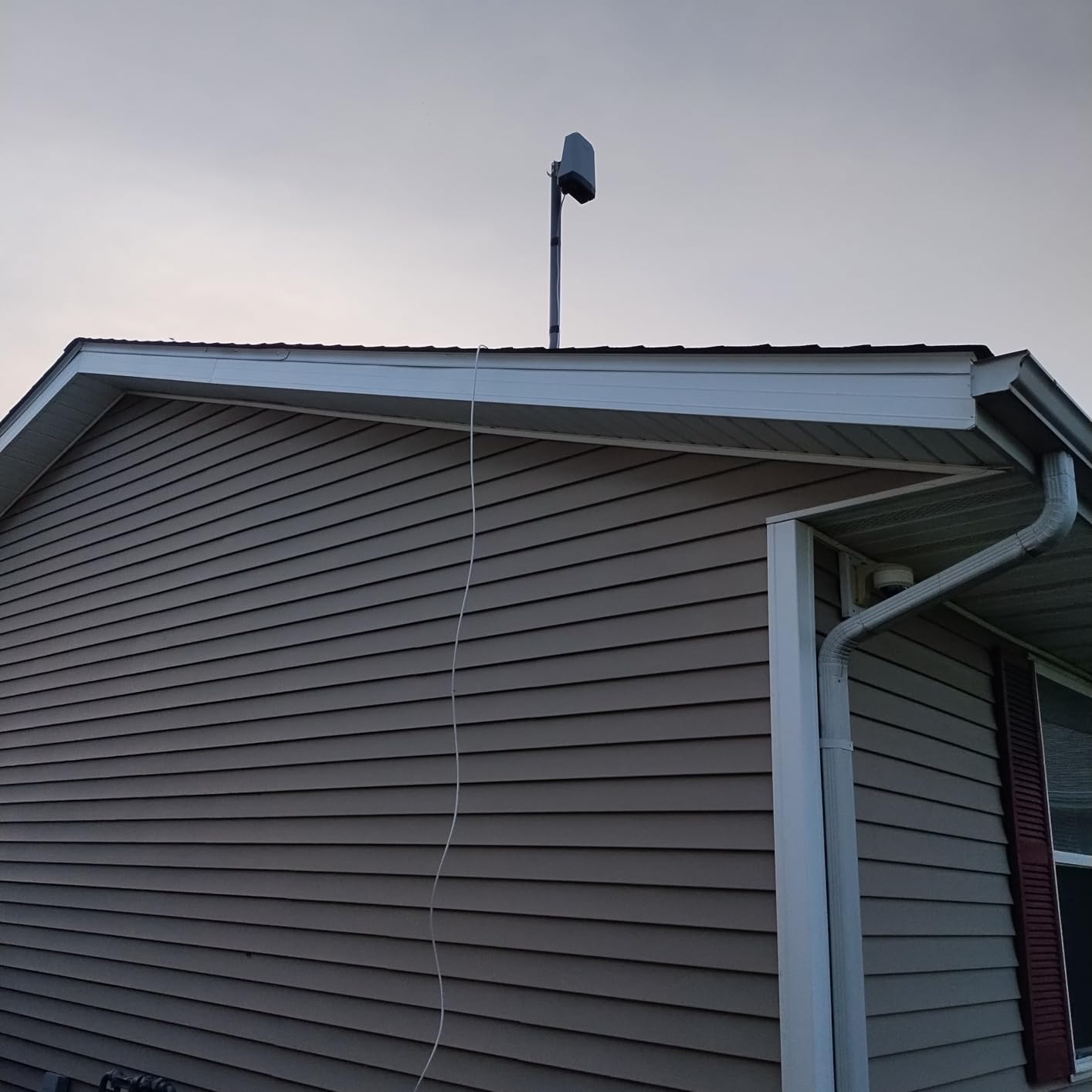 Outdoor 5G Router with SIM Card Slot, NR SA NSA CPE 5G Modem Cellular Routers Gateway/Bridge/Wireless, IP67 Waterproof, T-Mobile & AT&T, 4X4 MIMO,802.3af POE,Band Lock,VPN, for Farm,Yard,RV customer photo 1