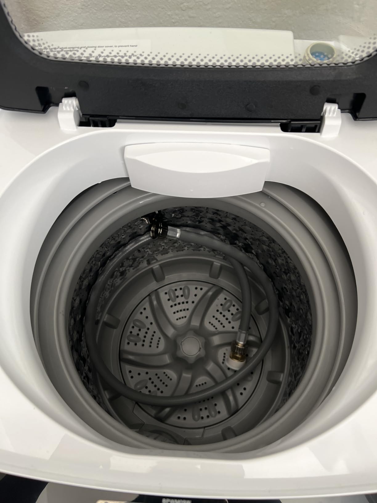 BLACK+DECKER 1.5 Cu. Ft. Compact Dryer, 5.5 lb. Capacity, 120V, BCED15 | 850W 120V Vented Electric Drying Machine with Stainless Steel Drum, Portable Dryer for Laundry for Standard Wall Outlet customer photo 2