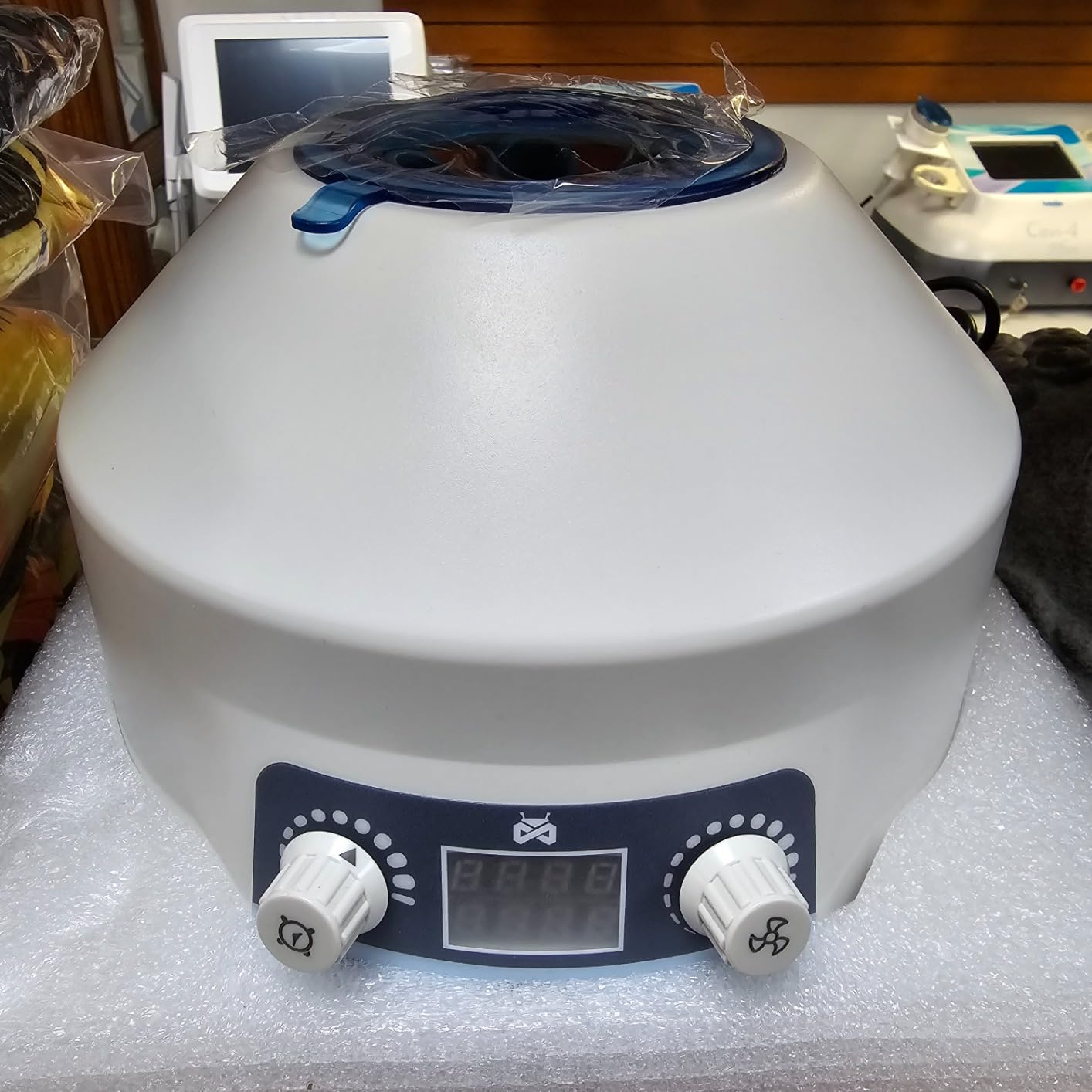 Mxmoonant Centrifuge Machine, 15mlX6 Lab Benchtop PRP Centrifuges customer photo 1