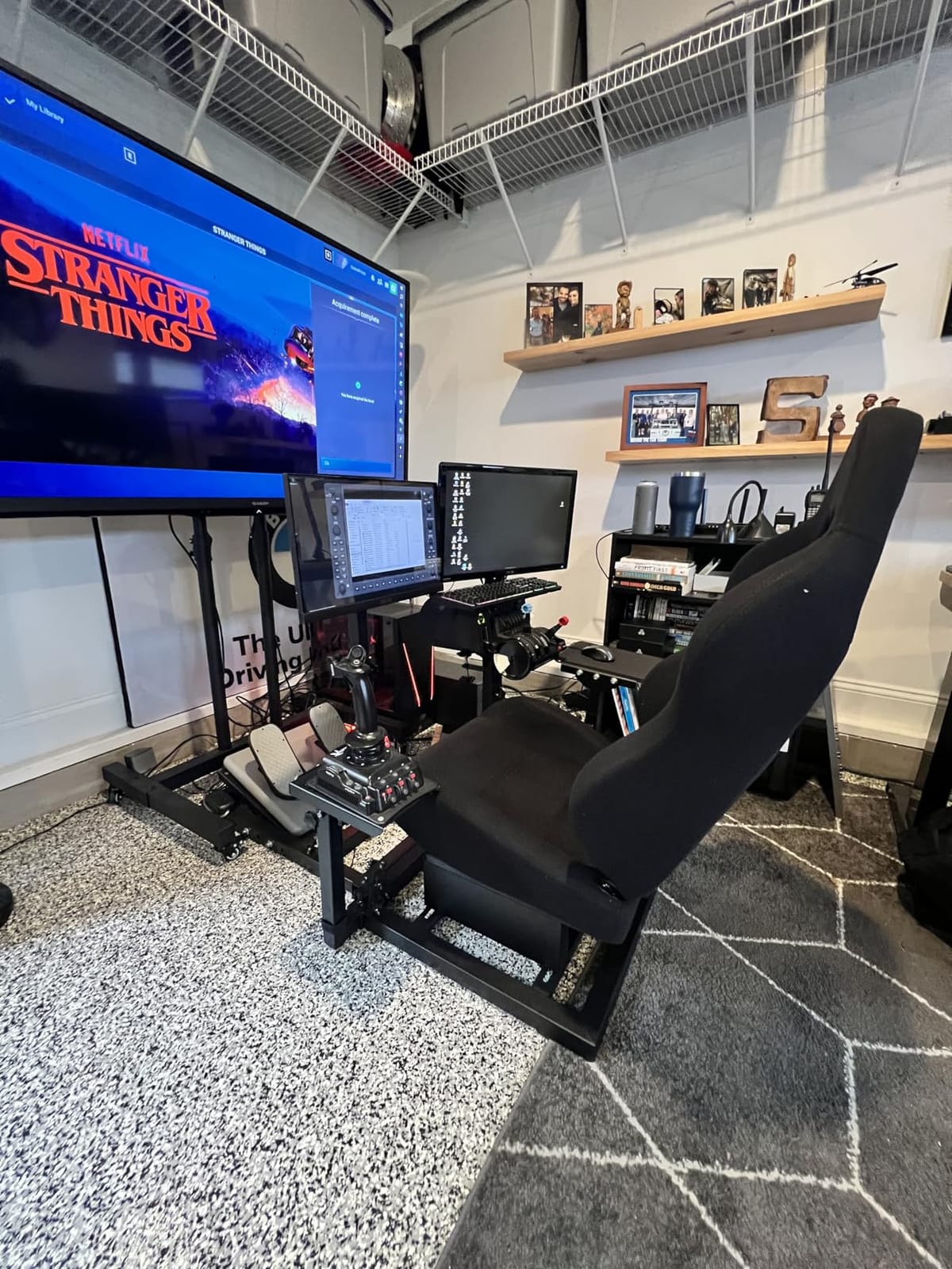 Marada Universal Flight Simulation Cockpit with Racing Seat Wheel Stand customer photo 2