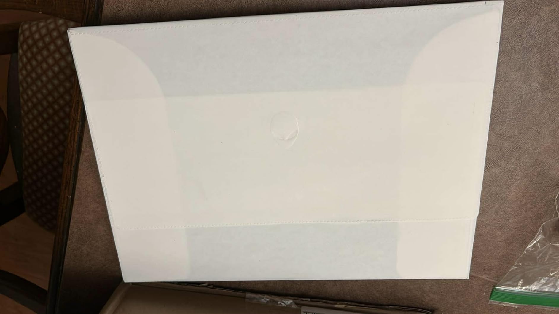 Alienware 16 Aurora Gaming Laptop, RTX 5050, Intel Core 7 240H customer photo 1