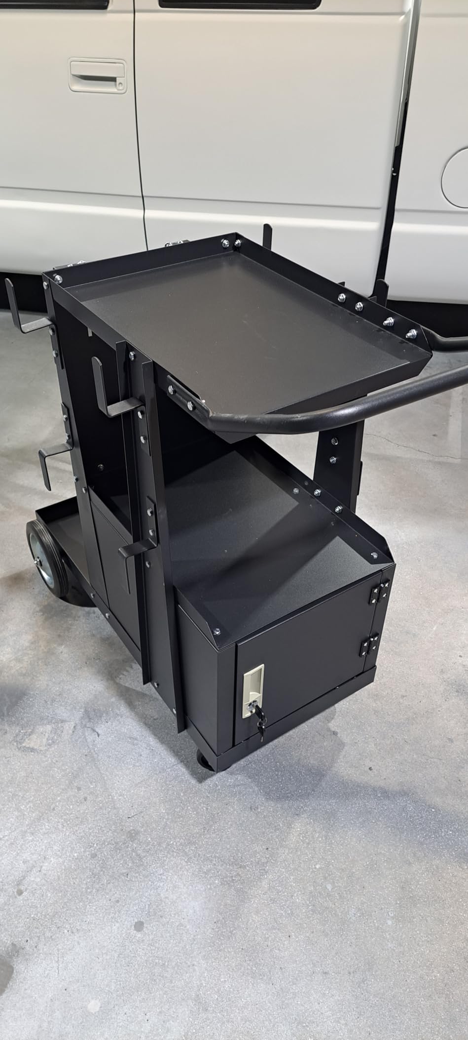 RCARTICH Welding Cart,Heavy Duty Rolling Welder Cart with 360 Swivel Wheels,Large Size Welder Cart for MIG MMA TIG Welding Machine and Plasma Cutter Tank customer photo 1