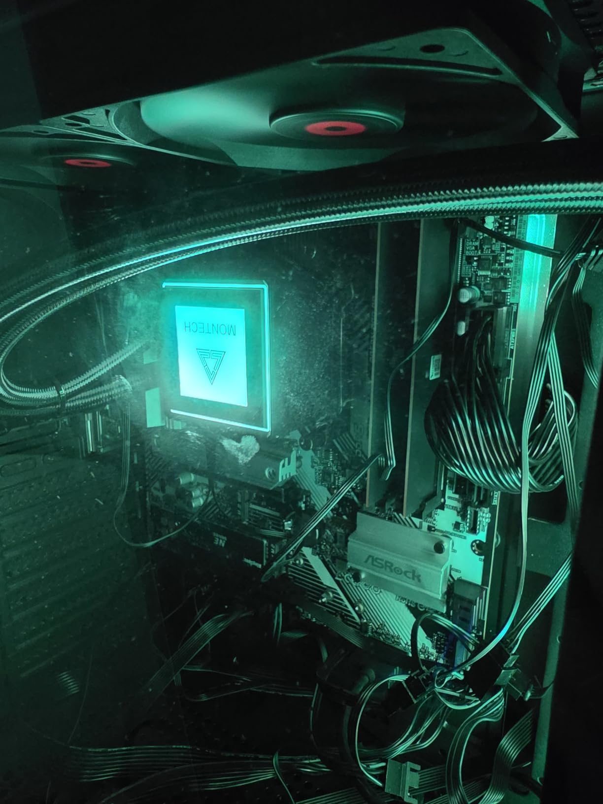 Asrock B650M Pro RS AMD Socket AM5 Ryzen 7000/8000/9000 Series DDR5 7200+ (OC) MHz 256GB M.2 Key E for WiFi SATA3 6.0 Gb/s Micro ATX Motherboard 2.5G LAN BIOS Flashback customer photo 1