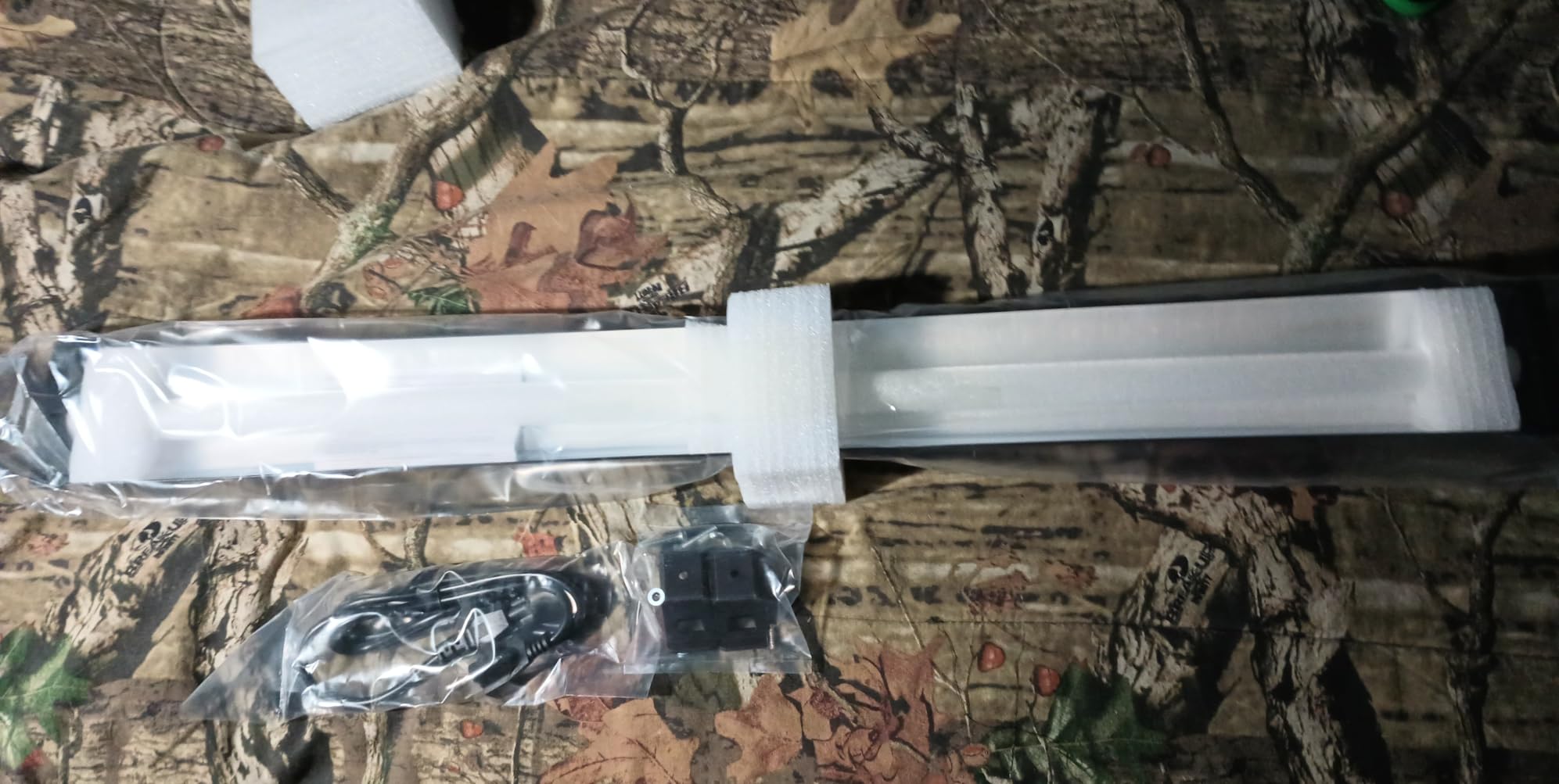 LUCKY HERP T5 Reptile Light Fixture Combo Kit 54W (New Upgrade), UVB Reptile Light Fixture with Desert UVB 10.0 46