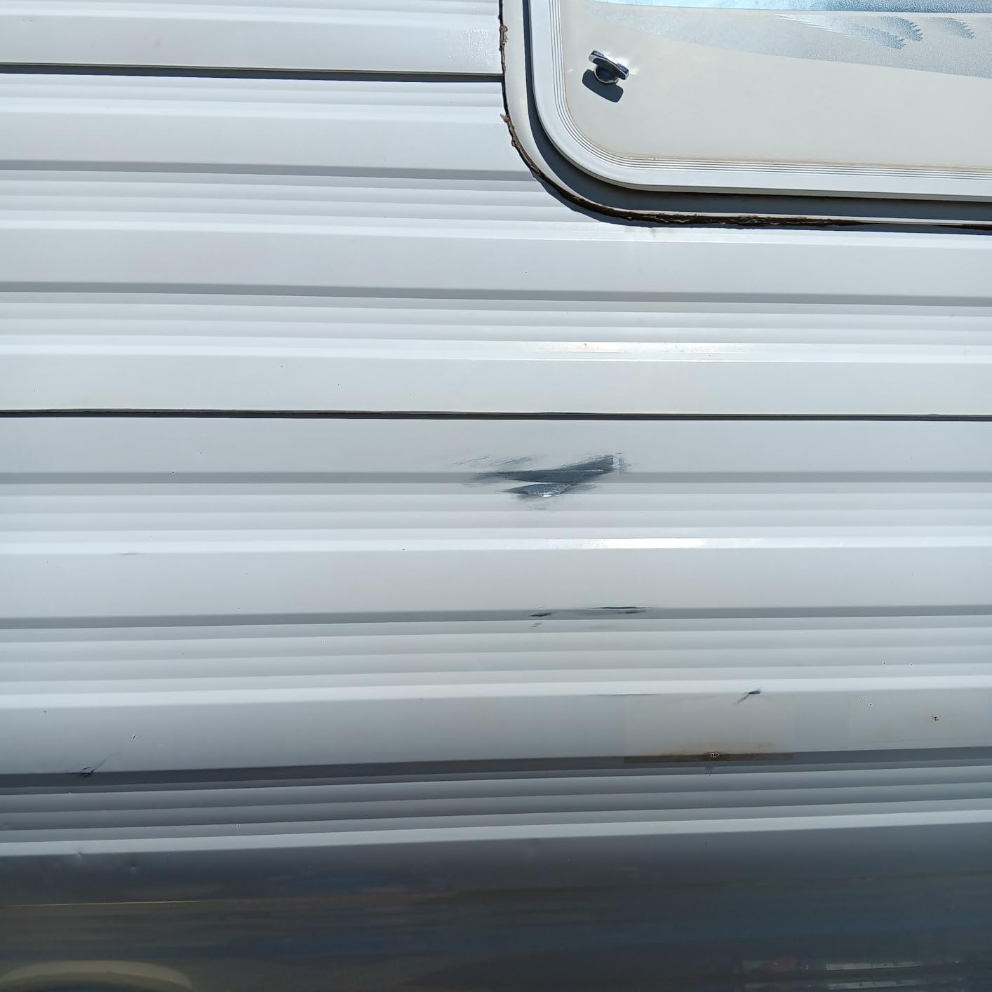 Mofeez Travel Trailer RV Cover 9 Layers for 24'-27' Camper Cover RV Covers customer photo 1