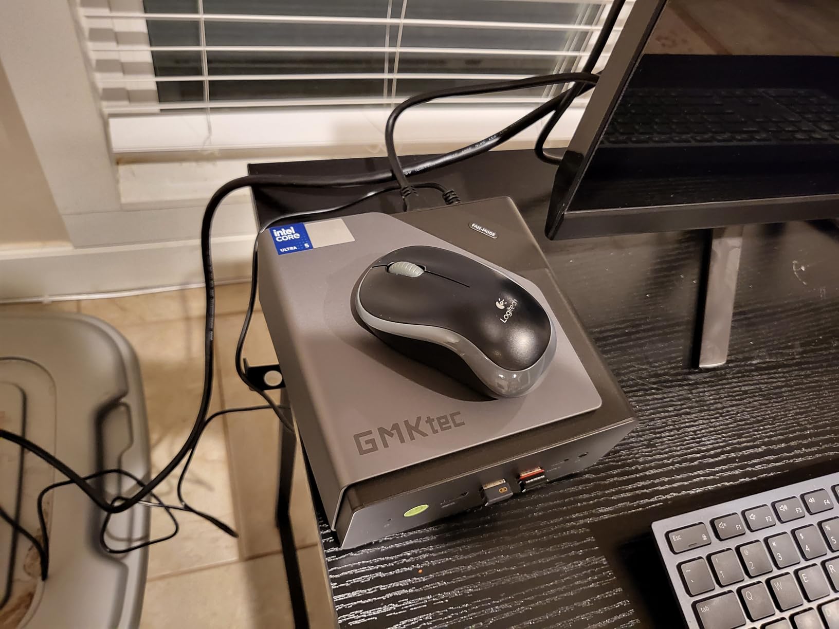 GMKtec Mini PC Intel Core i7-1185G7 (Up to 8 GHz) 16GB DDR4 1TB SSD customer photo 1