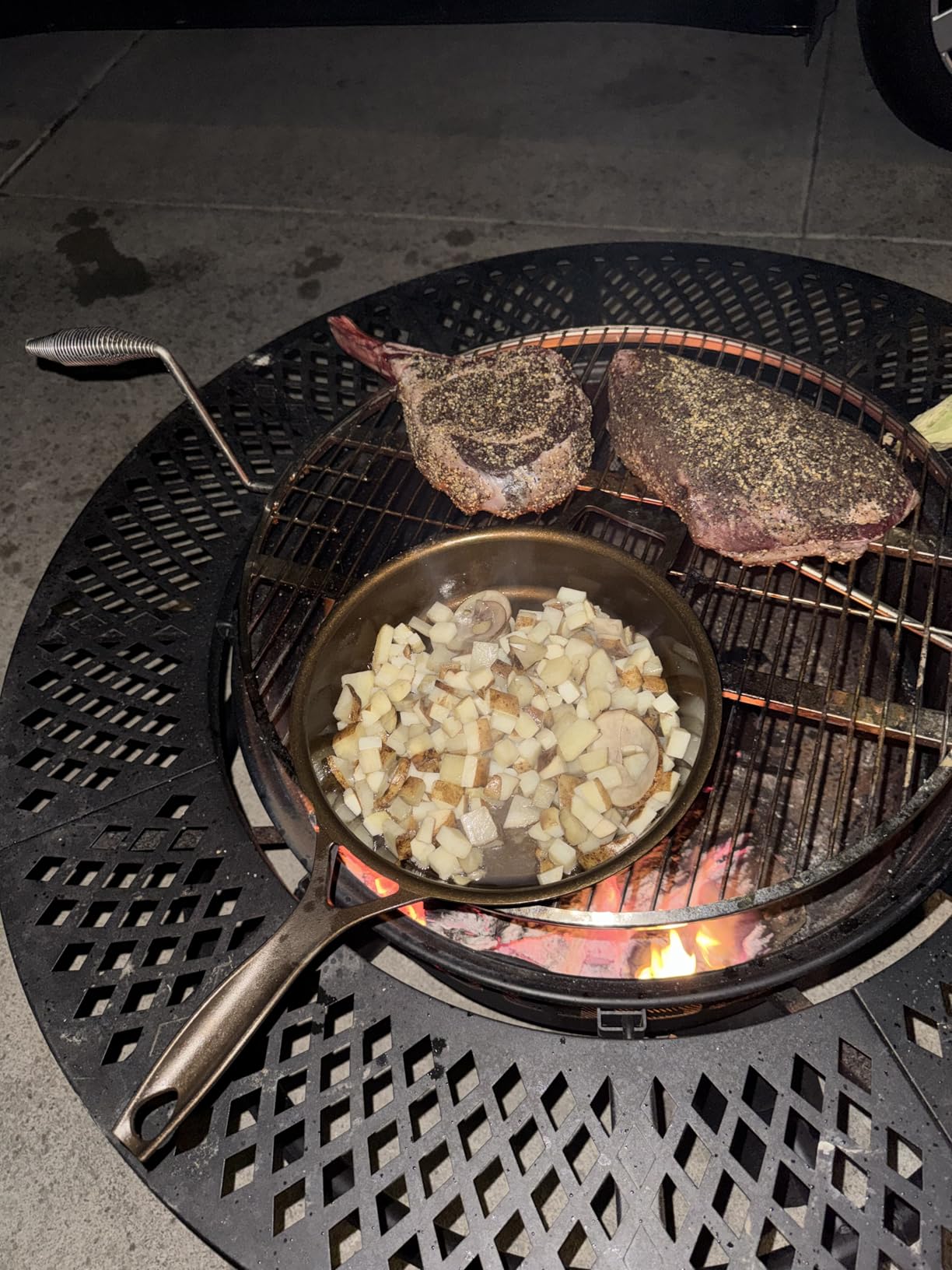 Stargazer 12-Inch Cast Iron Skillet | Made in USA, Seasoned, Premium Frying Pan for Grilling, Searing, Baking & More – Durable Cast Iron with Smooth Cooking Surface customer photo 1