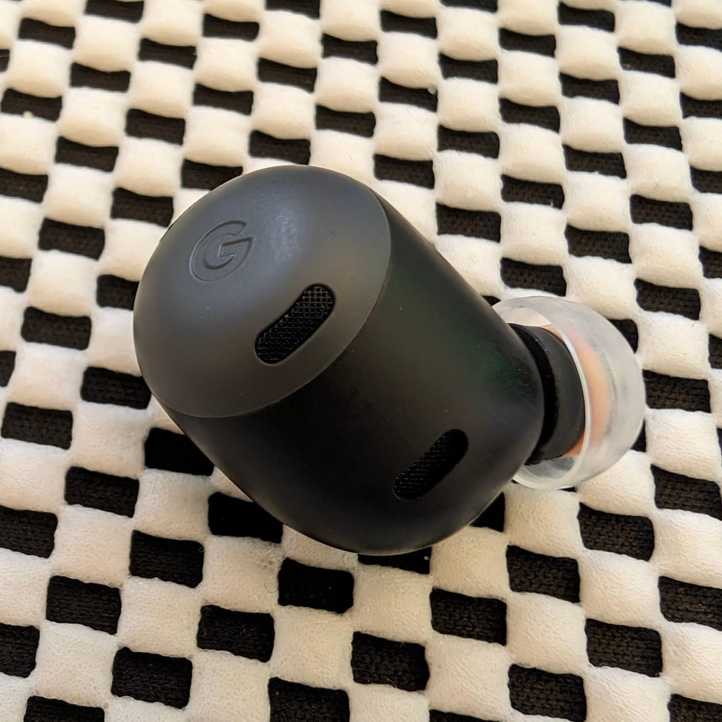Google Pixel Buds Pro - Noise Canceling Earbuds - Up to 31 Hour Battery Life with Charging Case[2] - Bluetooth Headphones - Compatible with Android - Bay customer photo 2