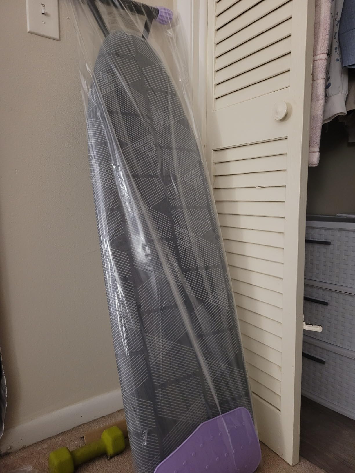 APEXCHASER Foldable 7-Level Heigh Adjustable Ironing Board with Iron Rest customer photo 2