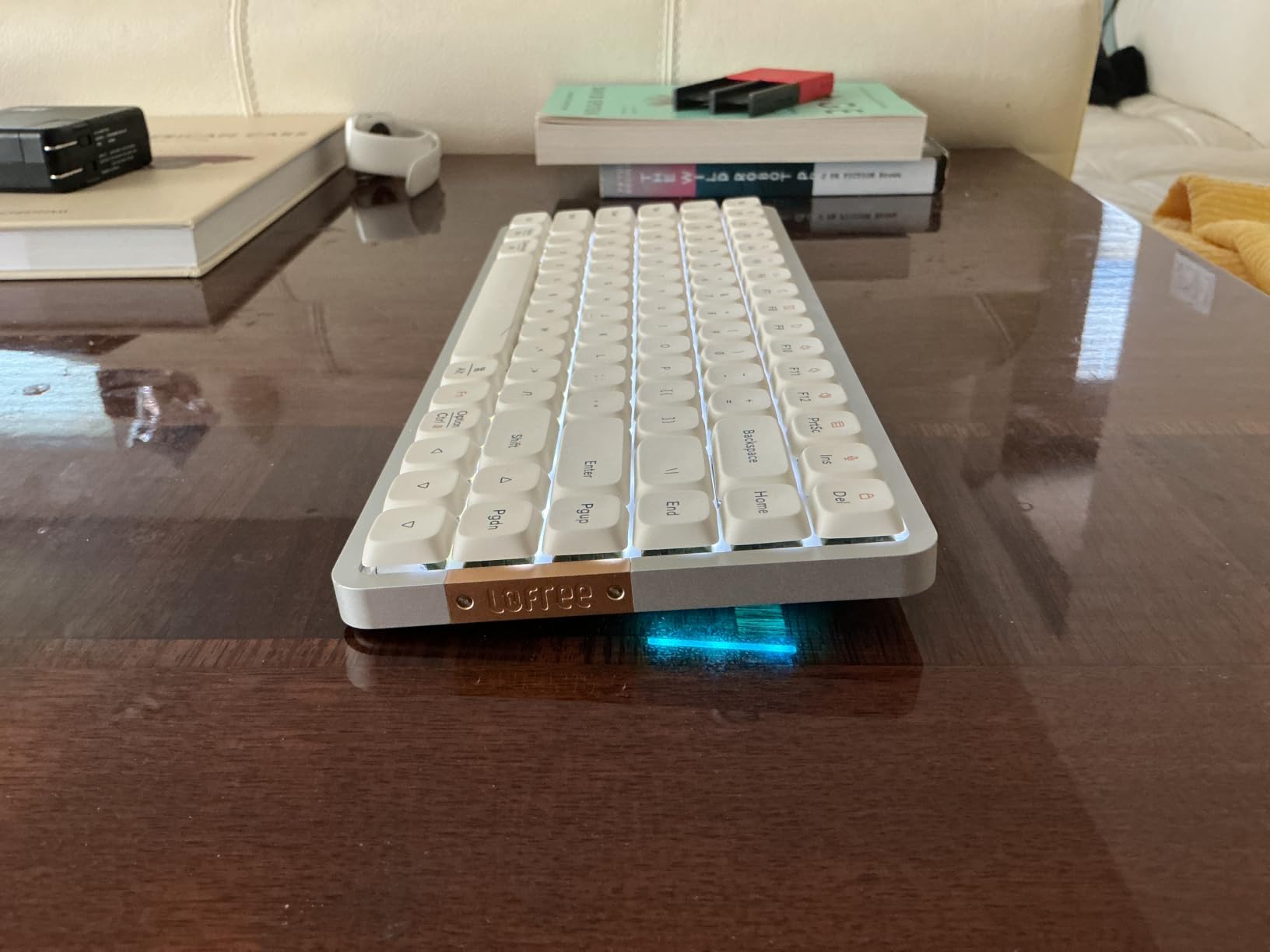 LOFREE Flow84 Low Profile Mechanical Keyboard, 75 Percent Rechargeable Wireless Keyboards with Bluetooth and Wired Connection for Windows, Mac OS/White Ghost Linear Switches customer photo 2