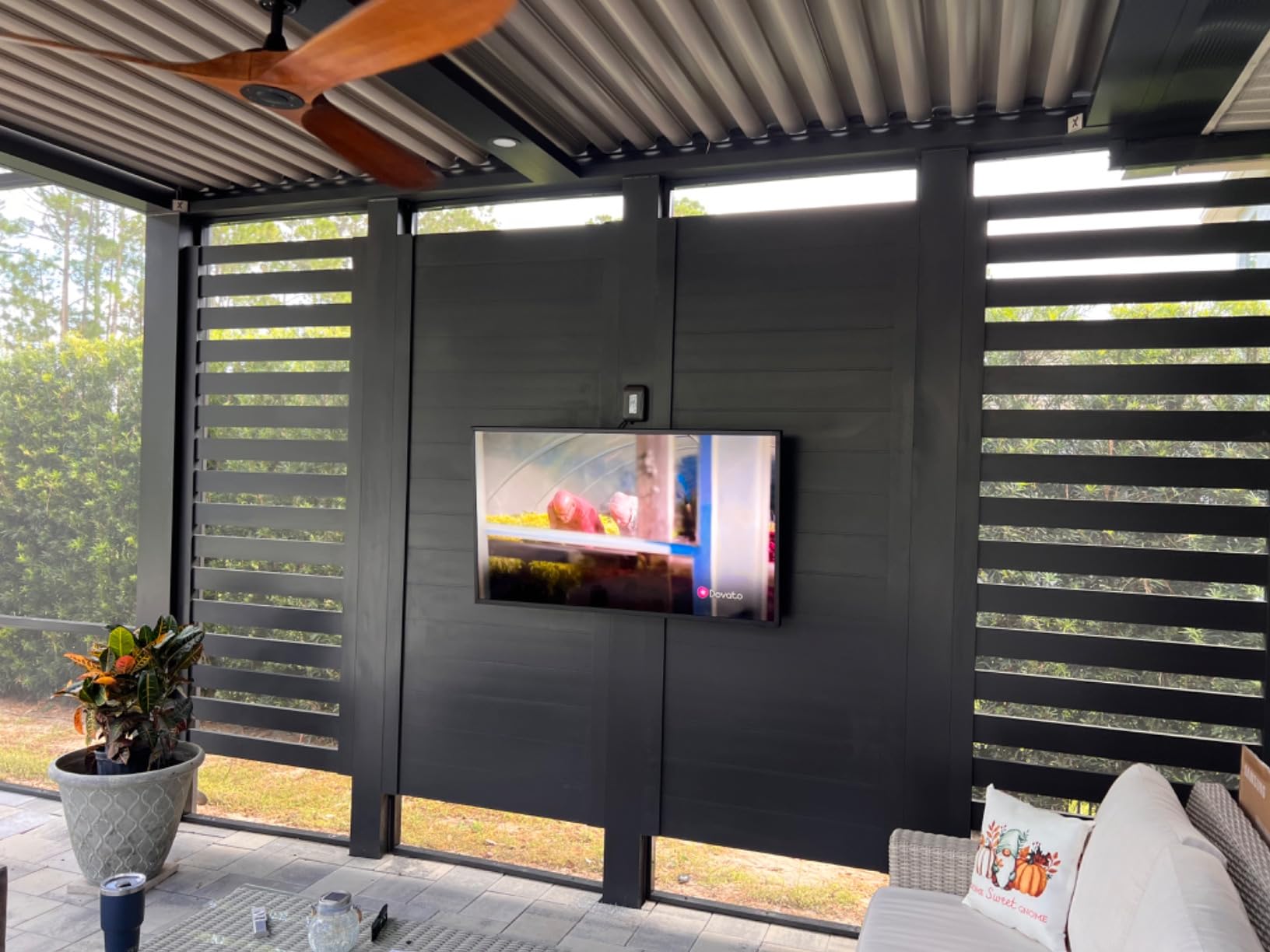Samsung 85-Inch Class Neo QLED 4K LST7C The Terrace Partial Sun Series Quantum HDR+ Smart TV for Outdoor Space, Anti-Reflection, Wi-Fi and Bluetooth Connection w/Alexa Built-In (QN85LST7C, 2024 Model) customer photo 1
