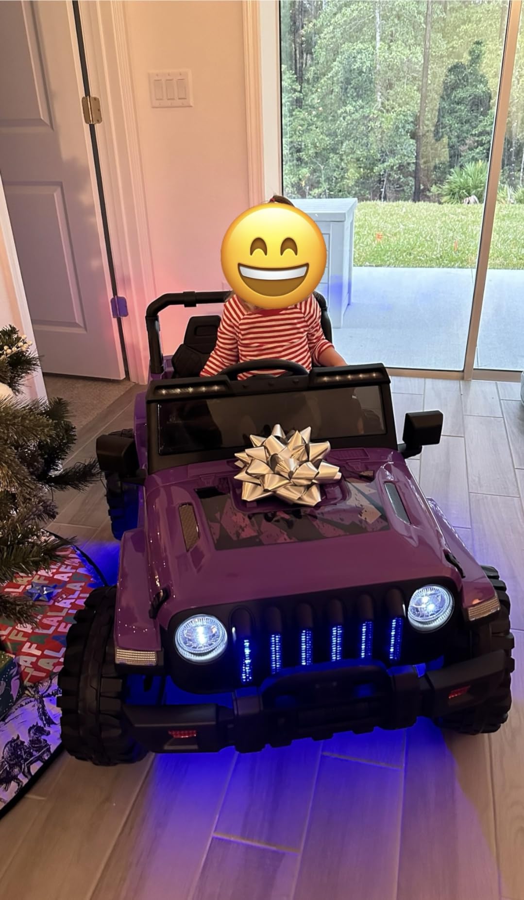 INFANS Ride on Truck, 12V Kids Electric Vehicle Toy, Parent Remote Control customer photo 1