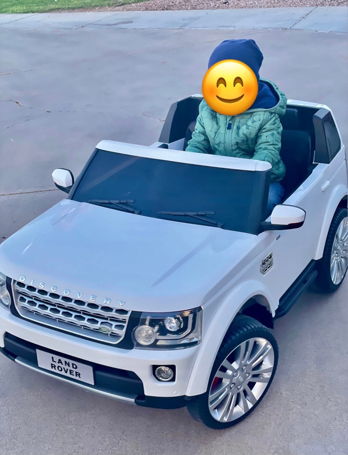 Best Choice Products 12V 3.7 MPH 2-Seater Licensed Land Rover Ride On Car Toy w/Parent Remote Control, MP3 Player - Blue customer photo 2