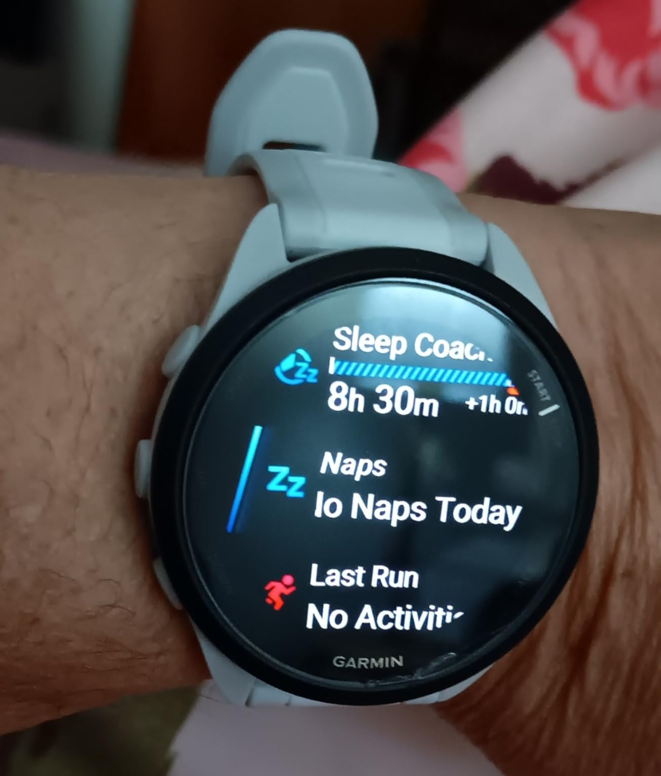 Garmin Forerunner® 165, Running Smartwatch, 43mm, Whitestone customer photo 2