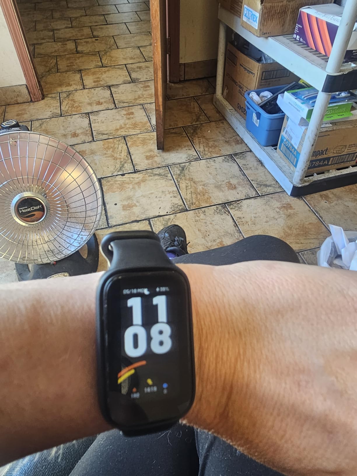 XIAOMI Smart Band 9 Active Global Version, 1.47'' 60Hz Display, 18-Day Battery, 5ATM Waterproof Fitness Tracker with All-Day Health Monitor, 50 Sports Modes (Black) customer photo 1