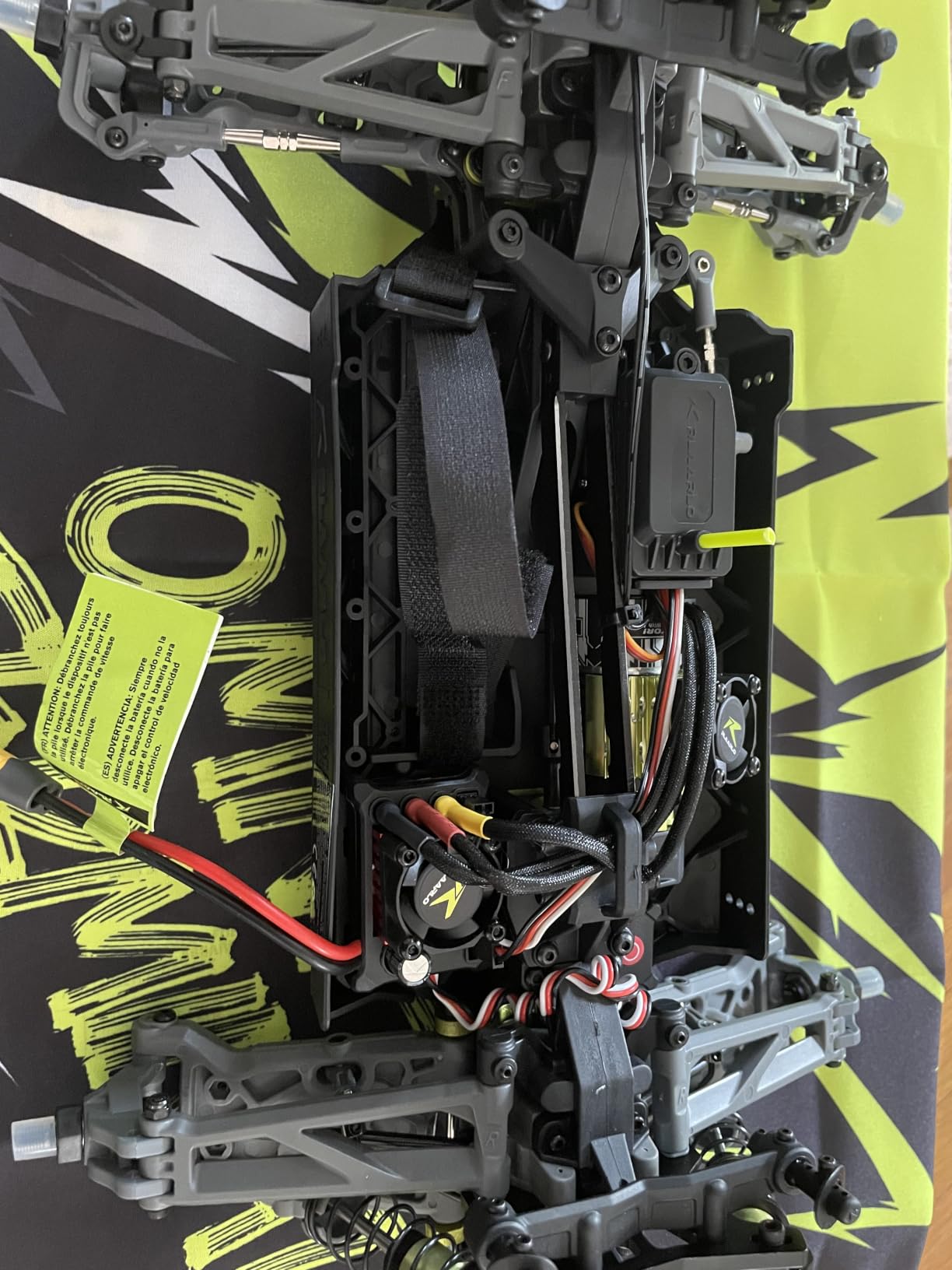 1/10 RTR Brushless Fast RC Cars for Adults,Max 50mph,4WD,Waterproof,3S Lipo customer photo 1