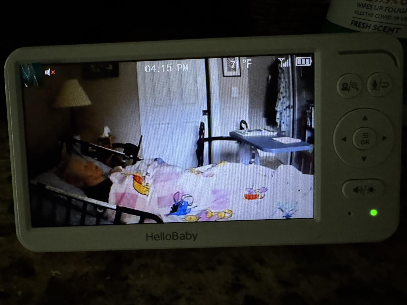 HelloBaby 6'' No WiFi Video Baby Monitor with Camera Audio, 30H Battery customer photo 2