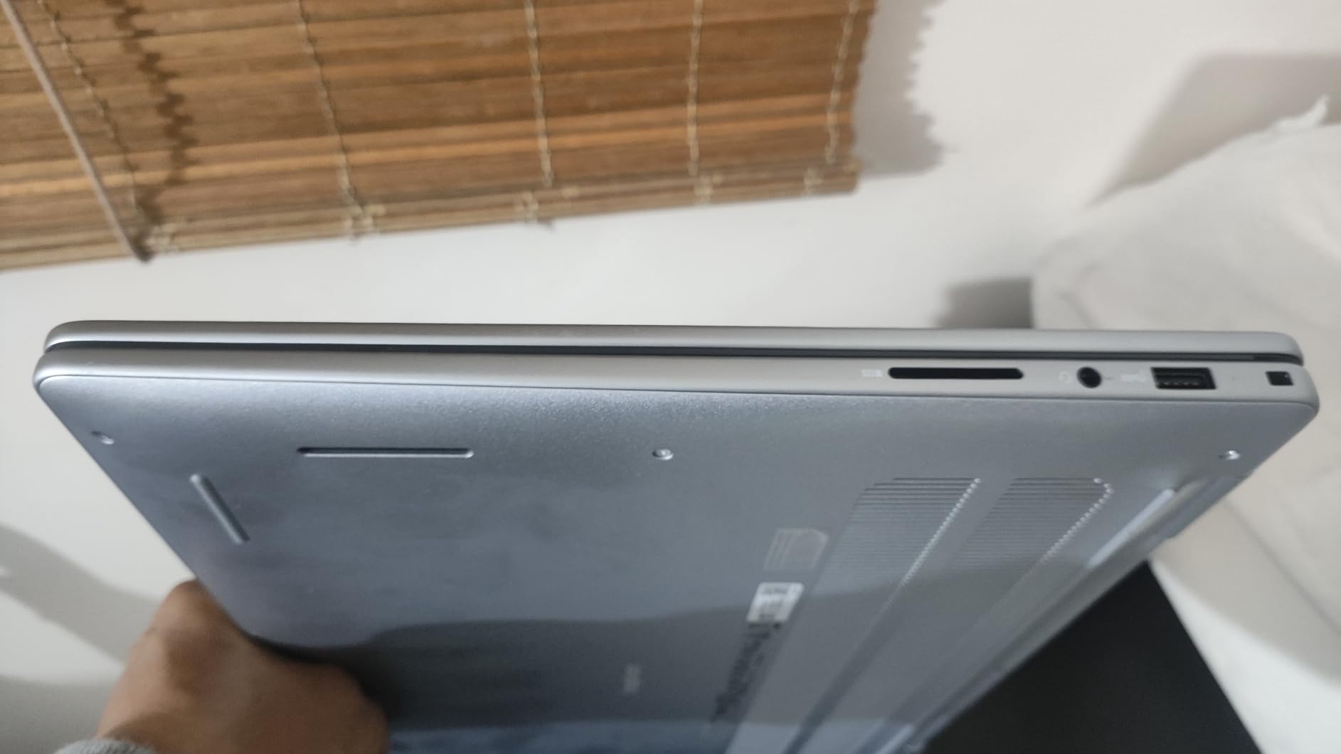 Dell Inspiron 16 5645 Laptop - 16.0 16:10 FHD+ (1920 x 1200) Display, AMD Ryzen 7-8840U, 16GB DDR5 RAM, 1TB SSD, AMD Radeon Graphics, Windows 11 Home, Onsite & Migrate Services - Midnight Blue customer photo 2