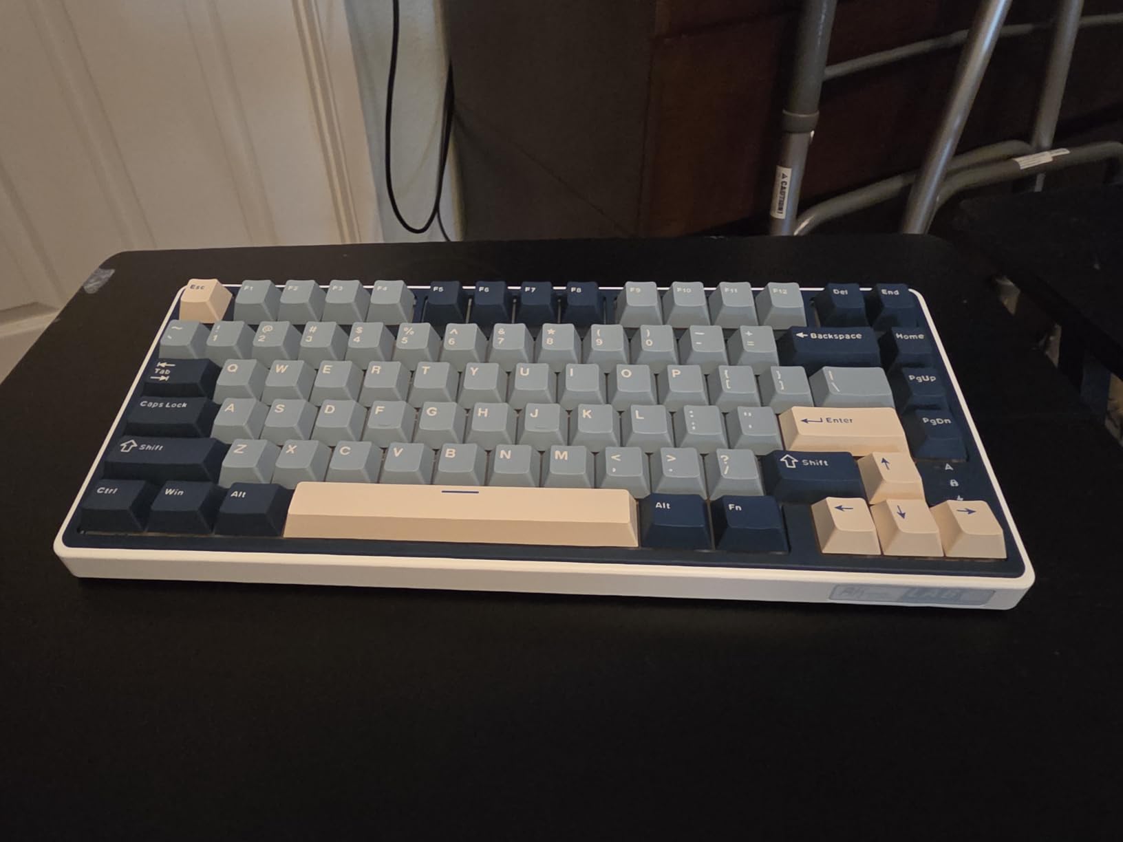 RK ROYAL KLUDGE R75 Wireless Mechanical Keyboard, 75% Percent Custom Gaming Keyboard Gasket Mount RGB Backlit with Knob & PBT Keycaps, BT5.1/2.4GHz/USB-C, Hot Swappable Cream Switch customer photo 1