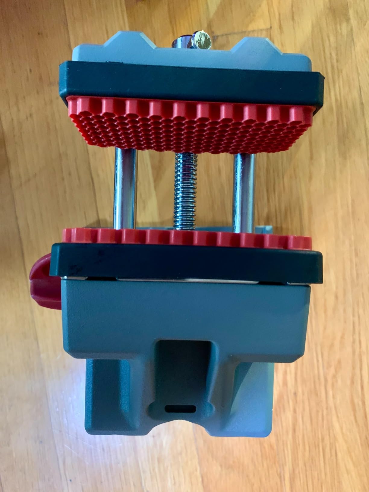 Tipton Best Gun Vise 360 with Swiveling Head Design, Non-Marring Jaw Pads, and Stainless Steel Jaws for Gunsmithing, Gun Cleaning, Scope Mounting customer photo 2