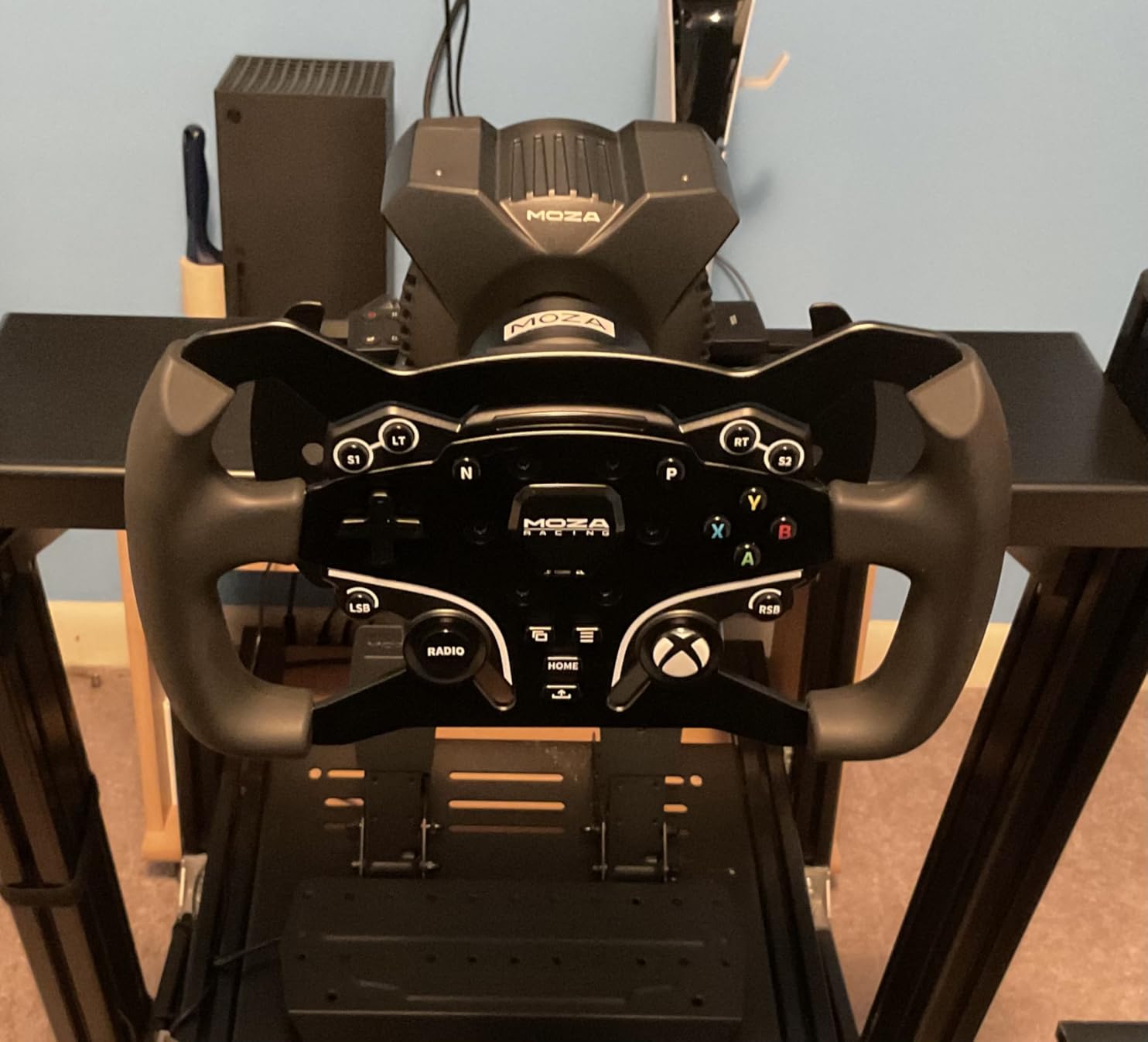 MOZA R3 Racing Wheel and Pedals Bundle Kit for Xbox & PC customer photo 2