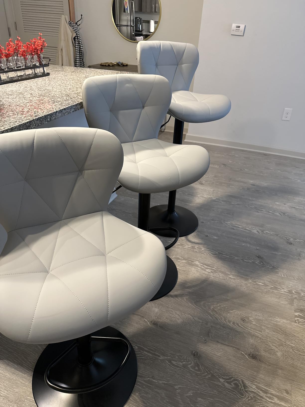 Bar Stools Set of 2,Adjustable Swivel Barstools, Faux Leather Bar Chairs,Upholstered Counter Height with High Backrest for Kitchen Island, Black customer photo 2
