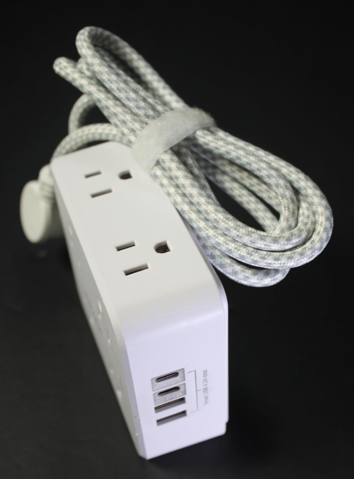 Surge Protector Power Strip - CHCORE 5Ft Braided Extension Cord with 8 Outlets with 4 USB (2 USB C) Charging Ports, Flat Plug Multi Plug Outlet Extender Charging Station for Home Office, ETL, White customer photo 2
