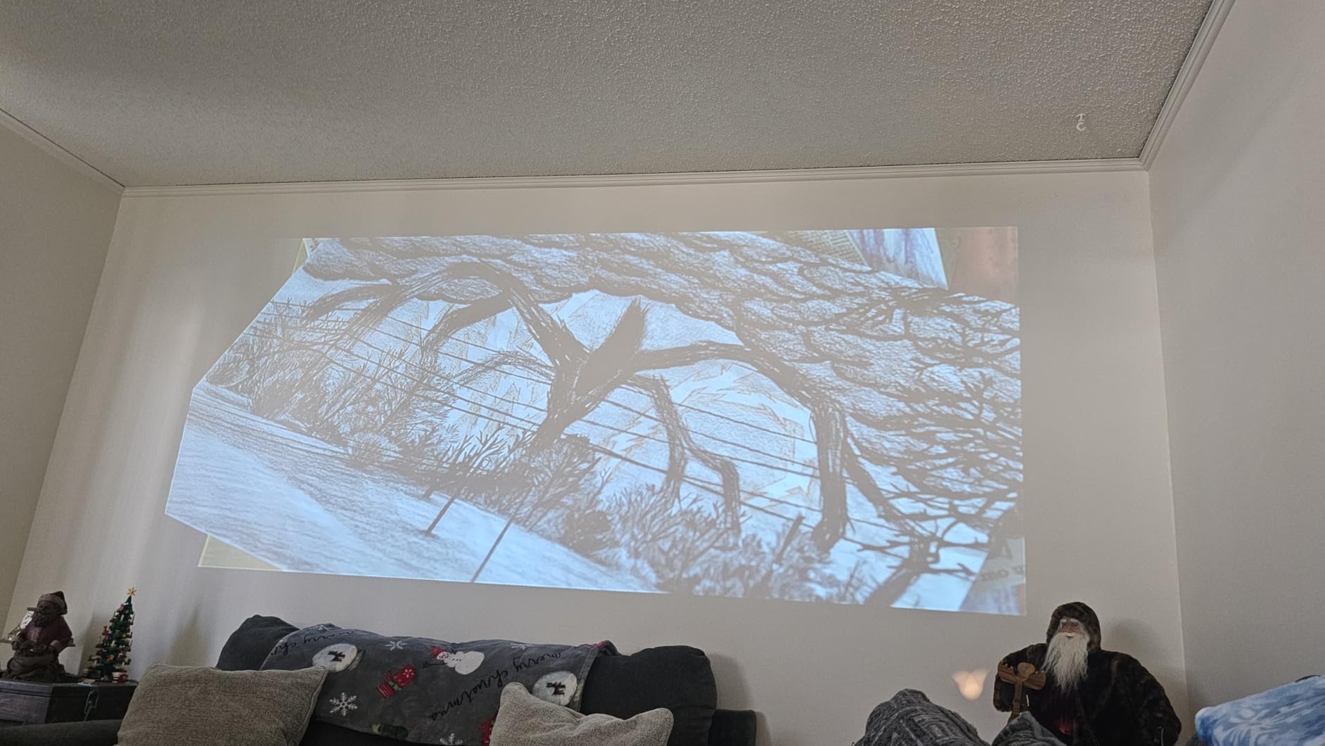 HAPPRUN 2000 ANSI 4K Decoding Projector with WiFi and Bluetooth, Auto Focus customer photo 2