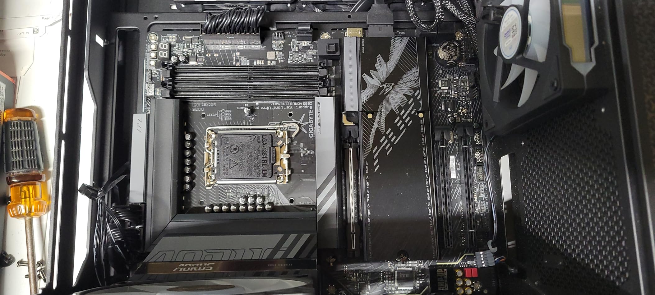 GIGABYTE Z890 AORUS Elite WIFI7 Intel Core Ultra (Series 2) LGA 1851 Motherboard, ATX, DDR5, 4X M.2, PCIe 5.0, Thunderbolt 4, 2.5GbE LAN, EZ-Latch customer photo 1