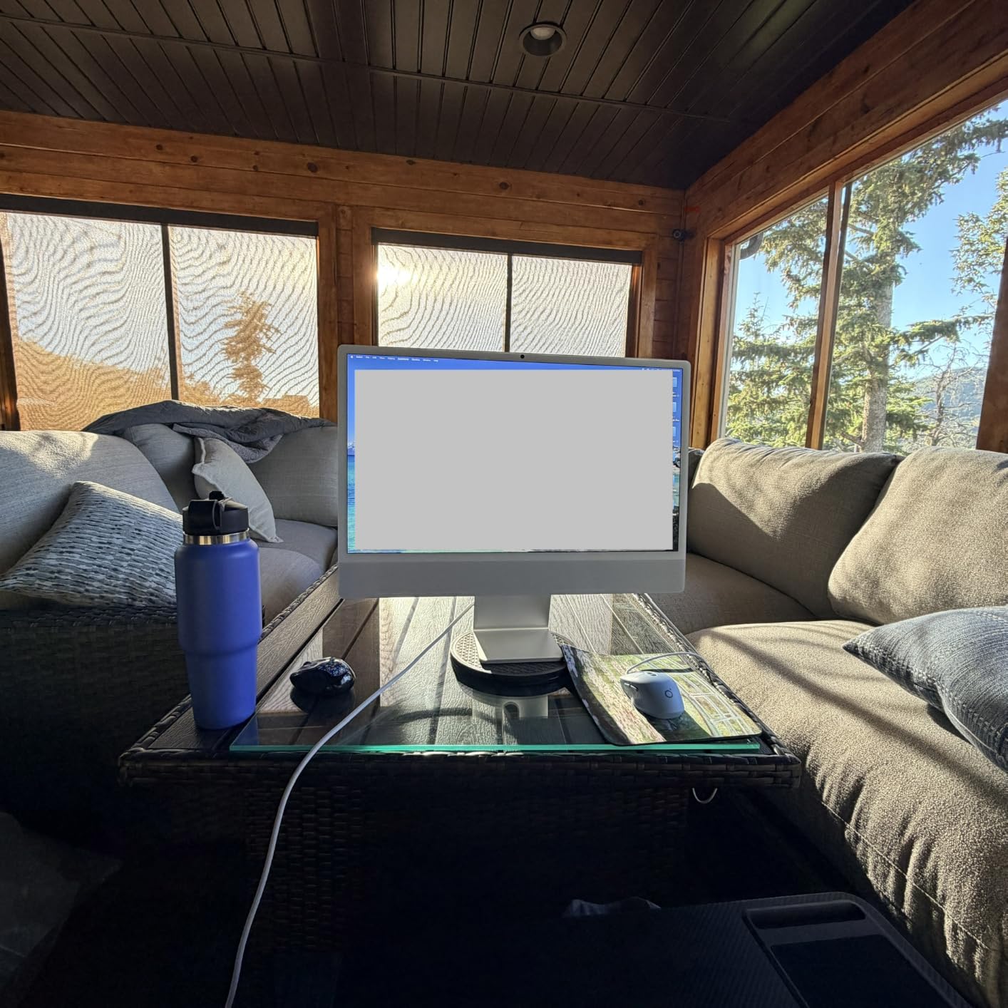 Apple 2024 iMac All-in-One Desktop Computer with M4 chip with 10-core CPU and 10-core GPU: Built for Apple Intelligence, 24-inch Retina Display, 24GB Unified Memory, 512GB SSD Storage; Silver customer photo 1