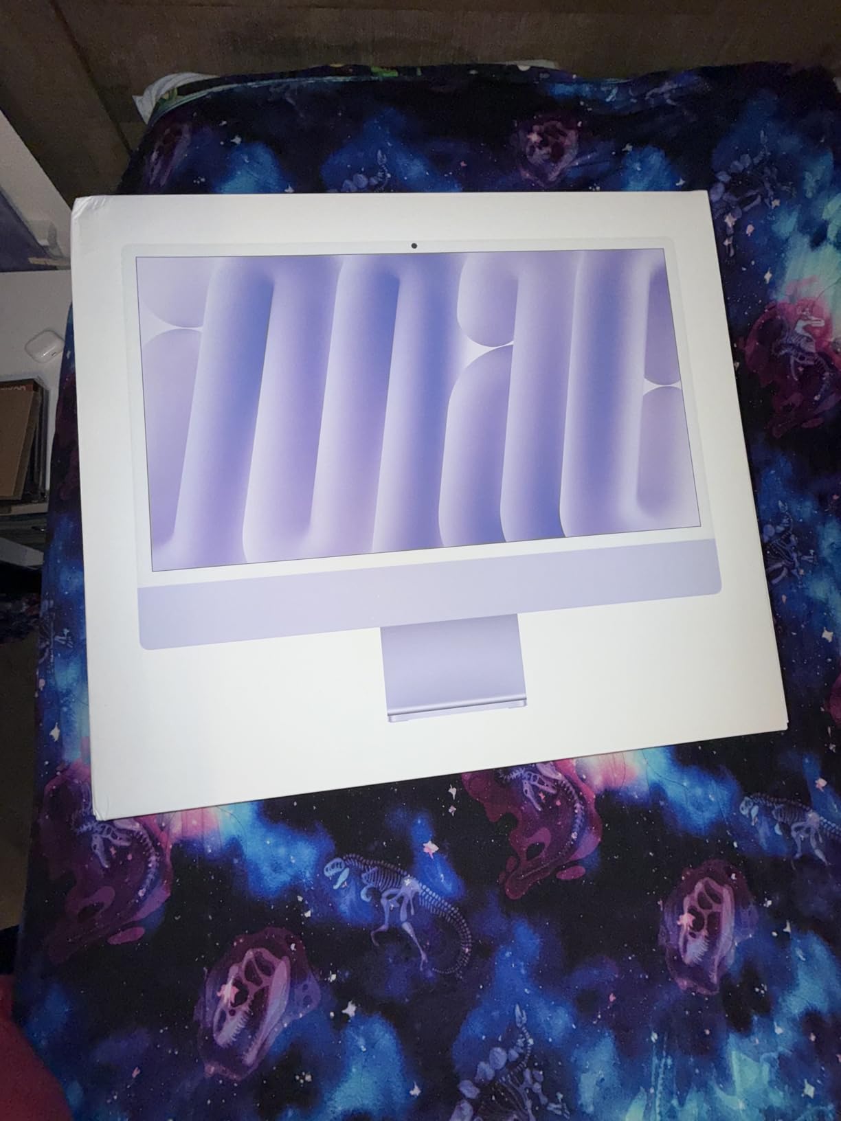 Apple 2024 iMac All-in-One Desktop Computer with M4 chip with 10-core CPU and 10-core GPU: Built for Apple Intelligence, 24-inch Retina Display, 16GB Unified Memory, 256GB SSD Storage; Silver customer photo 1