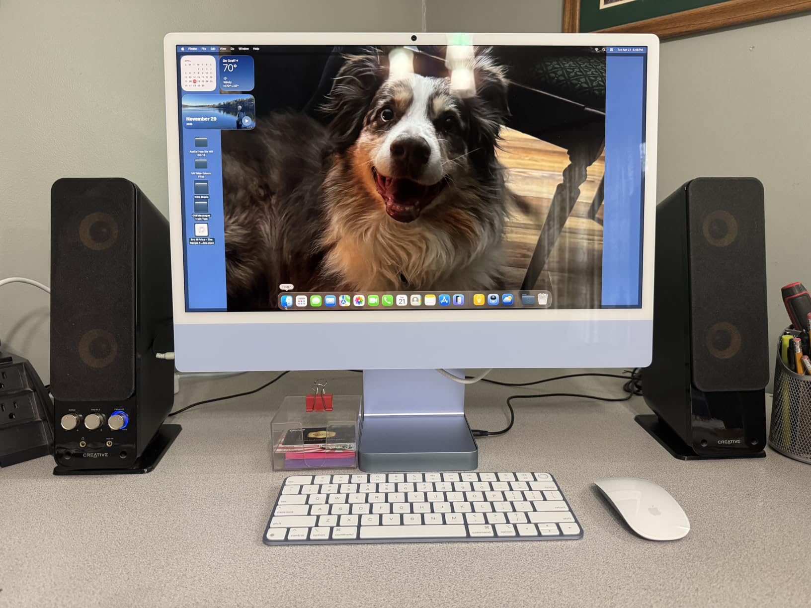 Apple 2024 iMac All-in-One Desktop Computer with M4 chip with 10-core CPU and 10-core GPU: Built for Apple Intelligence, 24-inch Retina Display, 16GB Unified Memory, 512GB SSD Storage; Green customer photo 2