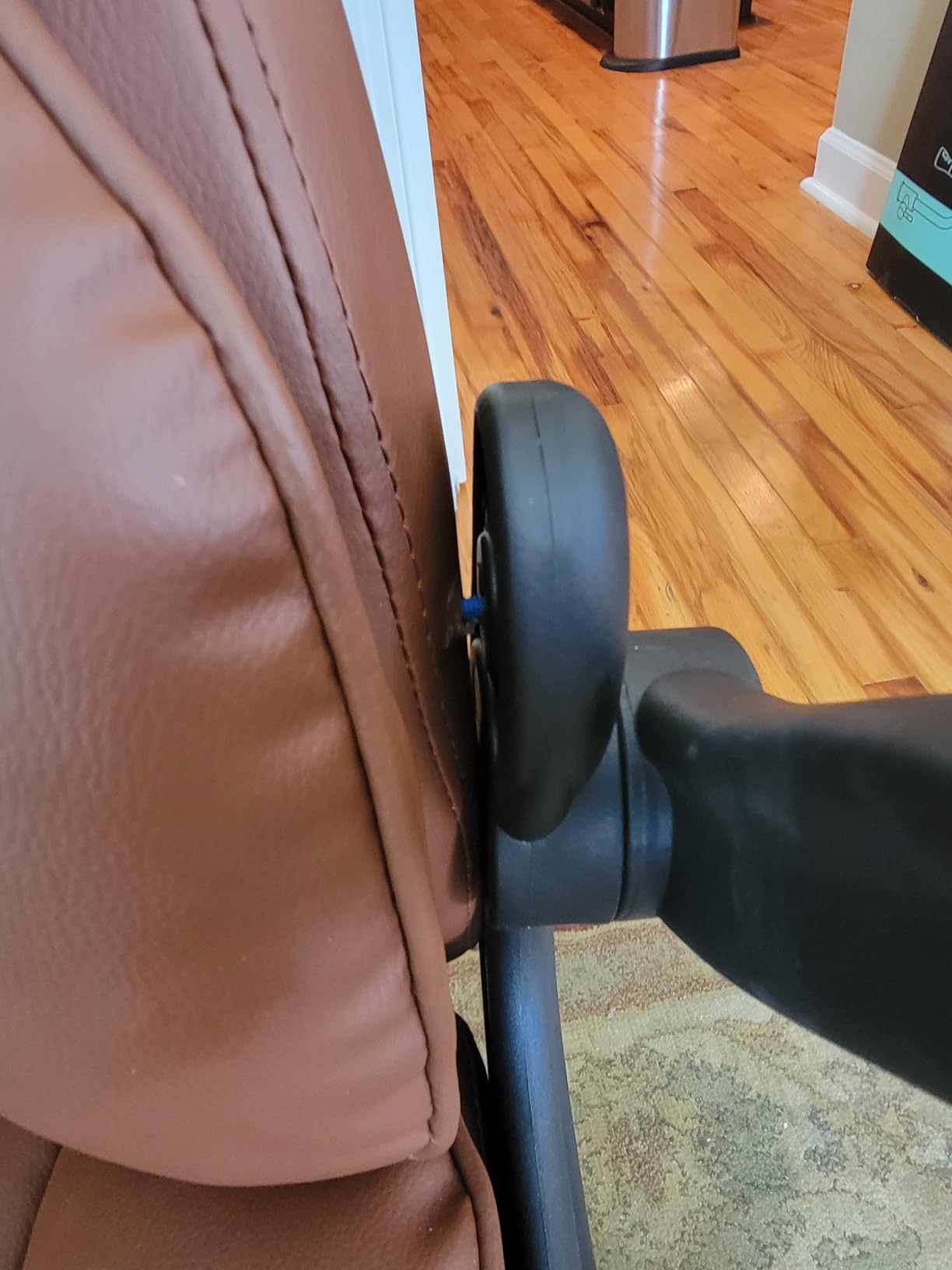 Kensaker Managerial Executive Chair with Adjustable Headrest customer photo 1