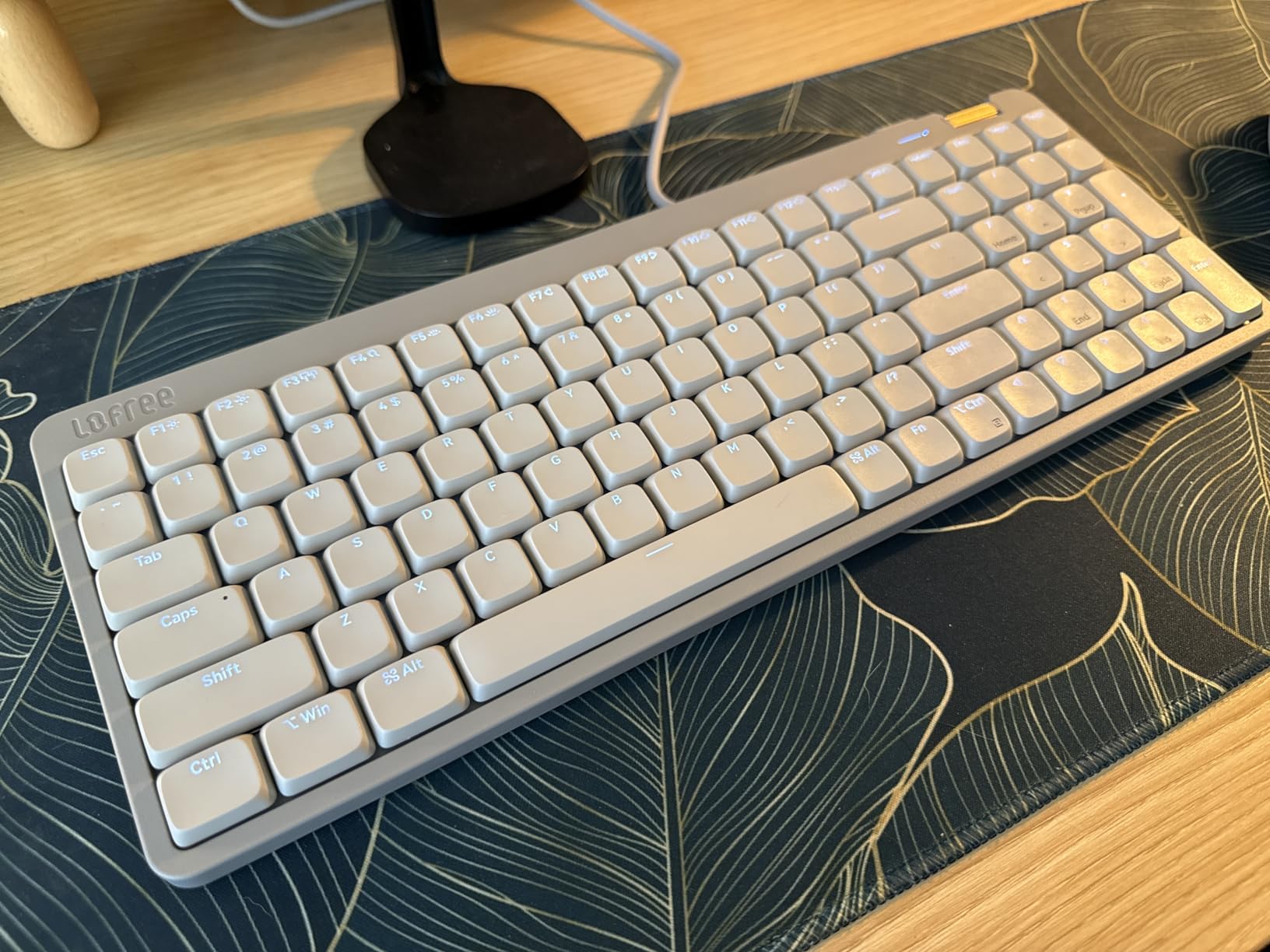 Flow Lite 100 Keys Low Profile Mechanical Keyboard, Swappable Rechargeable Wireless Keyboard with 2.4G Receiver, Bluetooth and Wired Connection for Windows, Mac/ Specter Linear Switches (Marble) customer photo 2