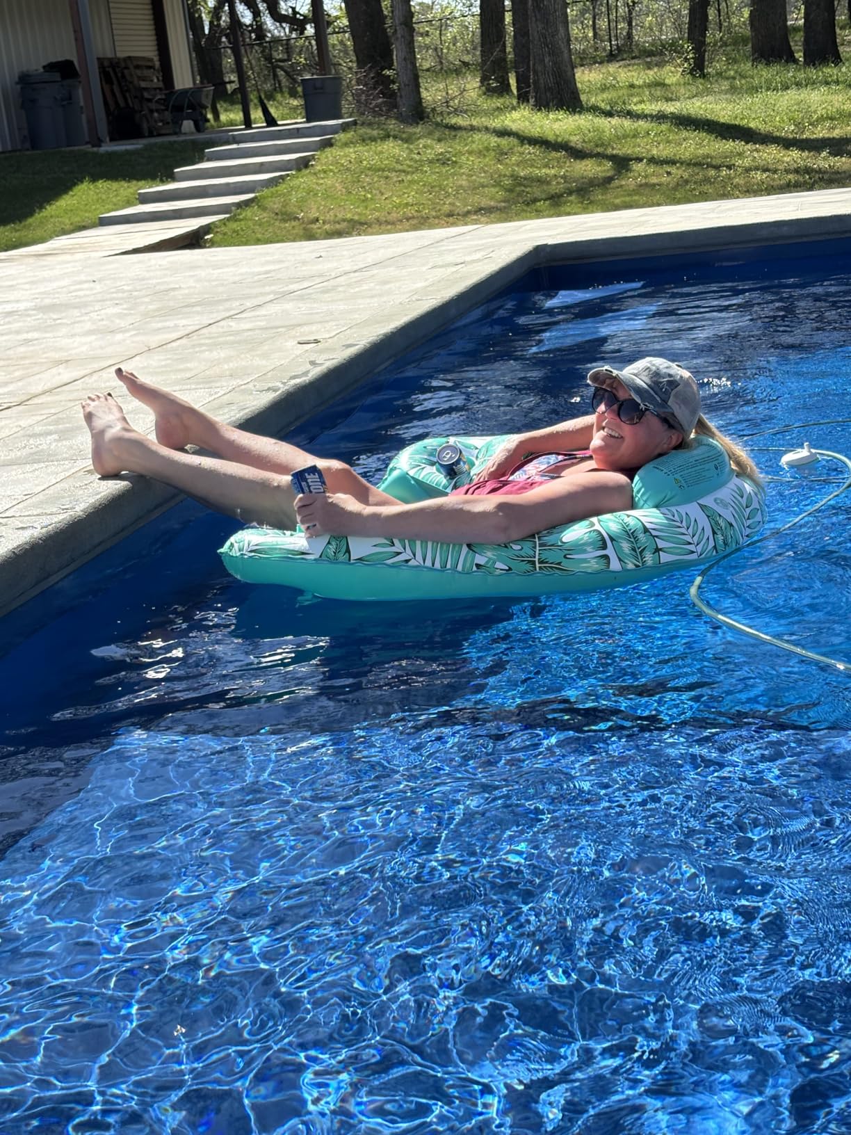 Jasonwell Inflatable Pool Float Chair - 2Pack Pool Floaties Floating Pool Chair Lounge Floats for Swimming Pool Water Chair Pool Lounger with Cup Holder Pool Toy Party Floaty Adults (BG-L) customer photo 1