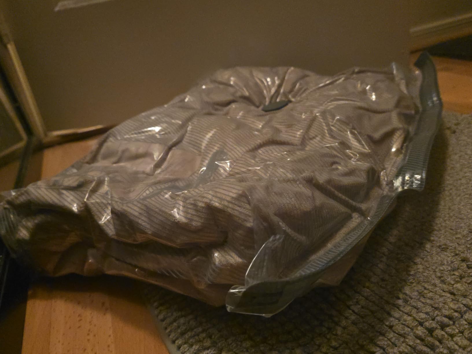 Vacbird Travel Vacuum Bags with Rechargeable Pump, Carry-On Space Saver customer photo 2