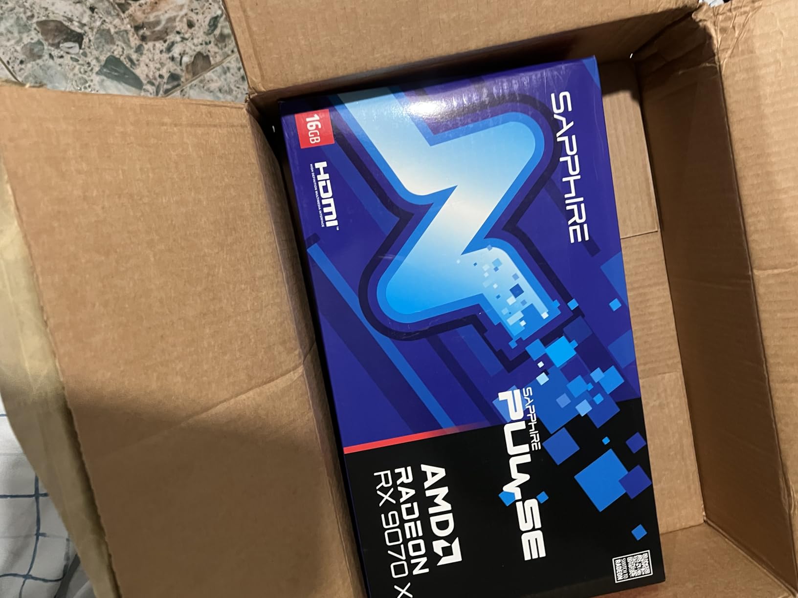 Sapphire Pulse AMD Radeon™ RX 9070 XT Gaming 16GB Dual HDMI/Dual DP customer photo 1