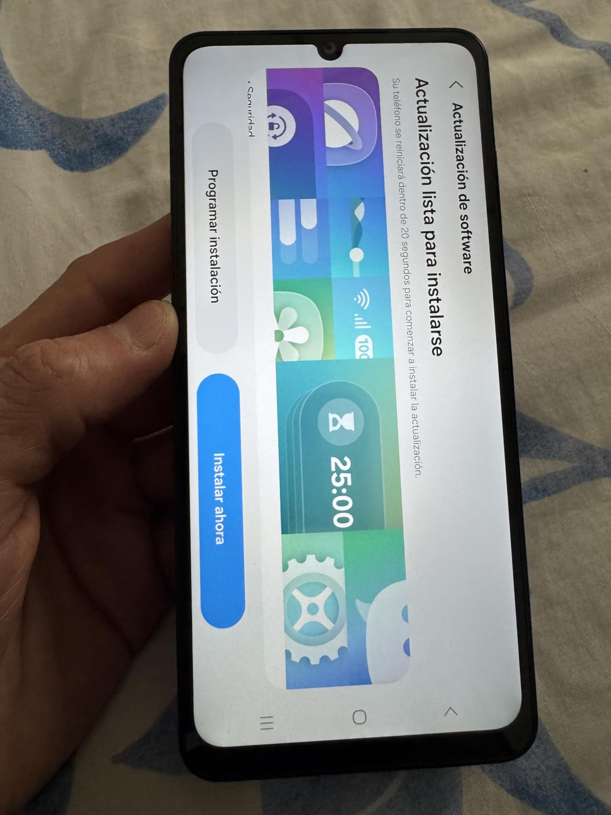 Samsung A06/4G/International/Unlocked/4+64GB/Light Blue/SIM+SIM/CaseBundle customer photo 1