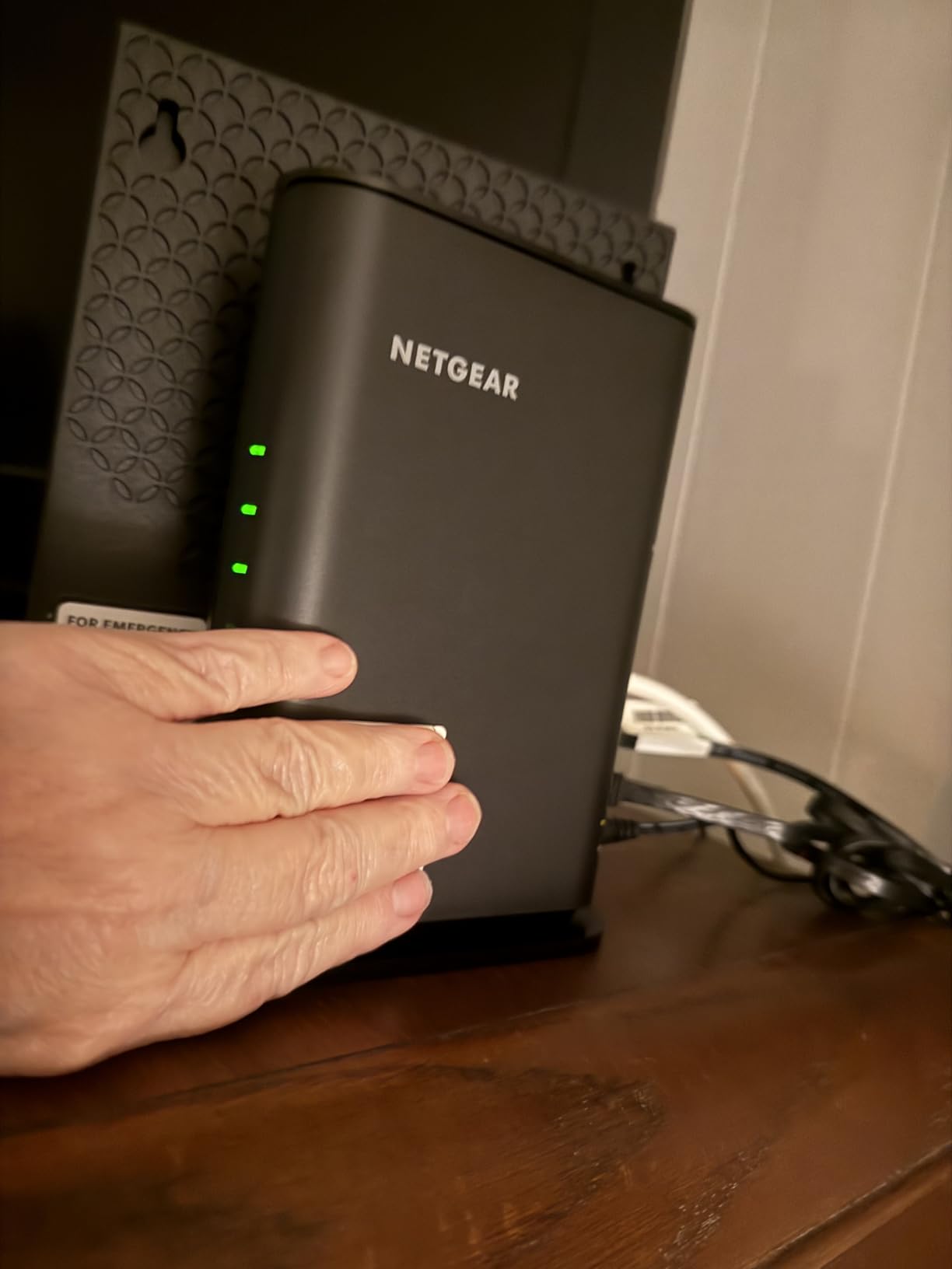 NETGEAR Nighthawk WiFi 6 Router R6700AX, Up to 1,500 sq ft, 1.8 Gbps customer photo 1