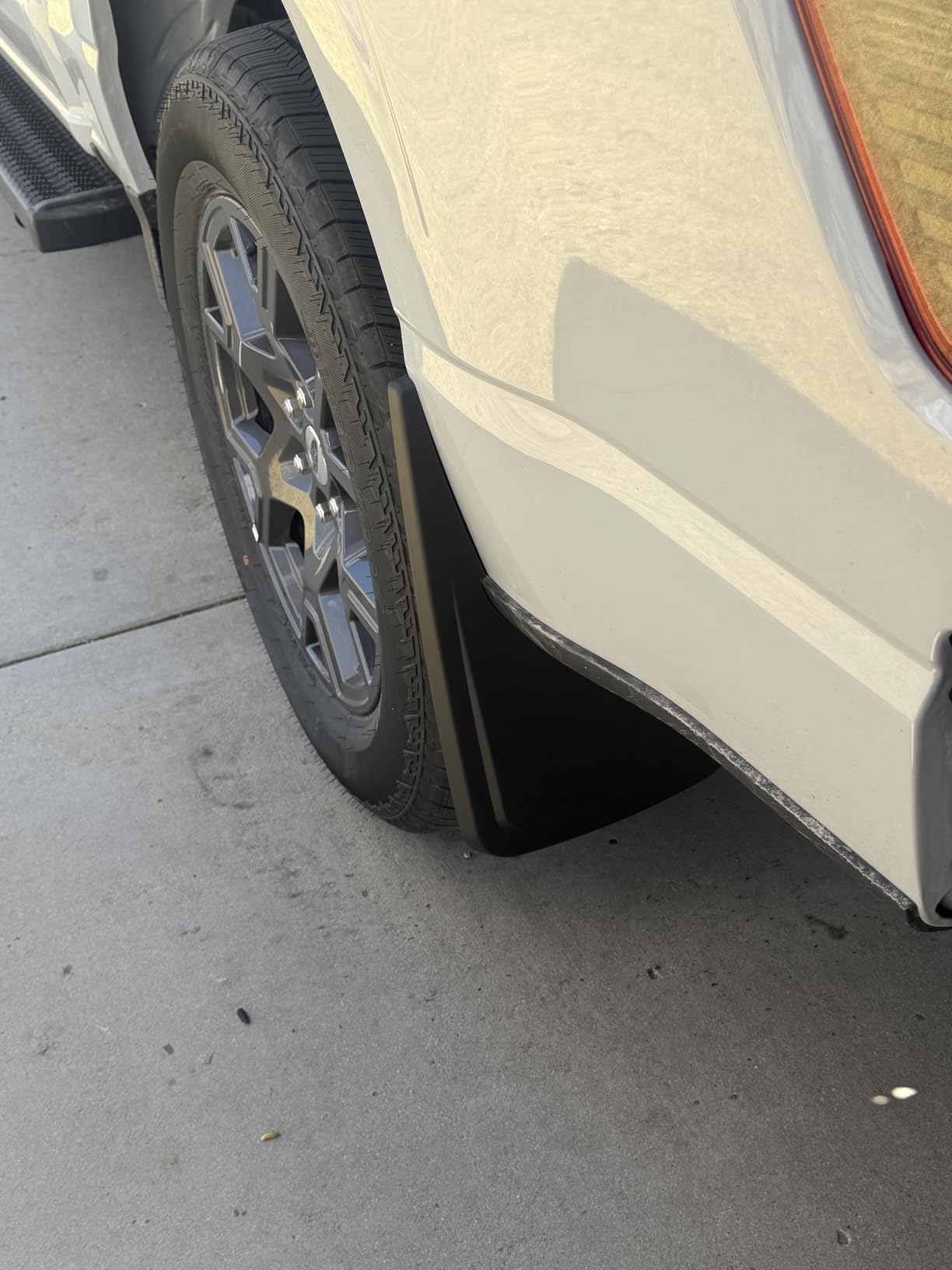 Mud Flaps Fit for Ford F150 2026 2025 2024 2023 2022 2021 Pickup Trucks | Mud Flaps Splash Guard Compatible with 2025 Ford F150 Accessories No Drilling Mud Gards Mudflaps Set of 4 Upgraded customer photo 2