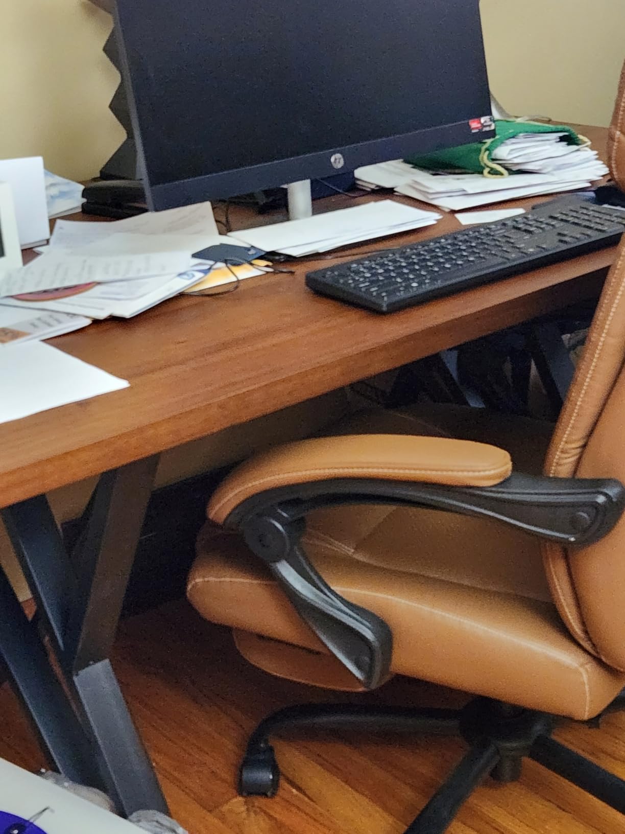 Reclining Office Chair with Footrest,Ergonomic Home Office Desk Computer Chair with Lumbar Support,Thick Executive Leather Chair,90-155° Adjustable (Brown) customer photo 1
