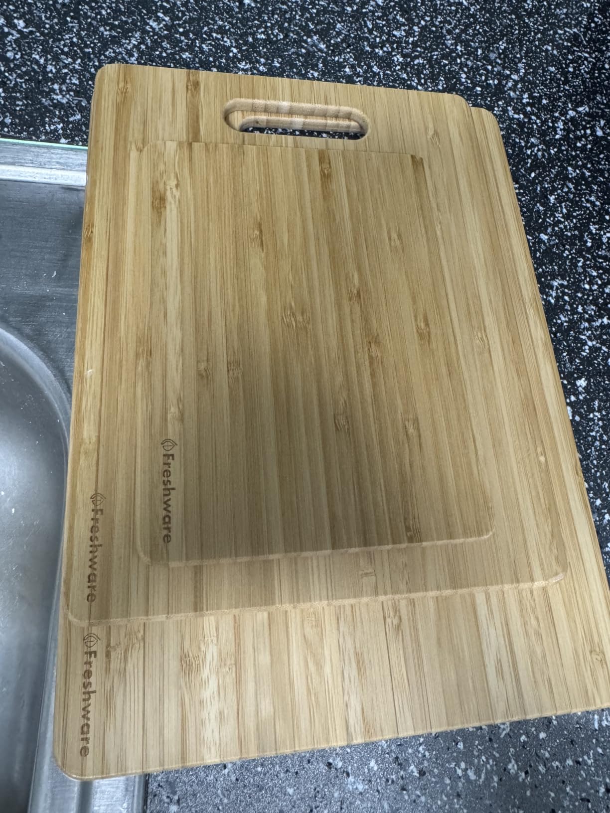 Freshware Freshware Bamboo Cutting Boards for Kitchen with Juice Groove [Set of 2] Wood Cutting Board for Chopping Meat, Vegetables, Fruits, Cheese, Knife Friendly Serving Tray with Handles customer photo 1