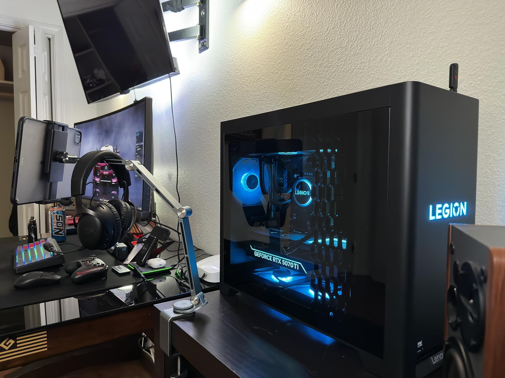 Lenovo Legion Tower 5i – AI-Powered Gaming PC - Intel® Core Ultra 7 265F Processor – NVIDIA® GeForce RTX™ 5070 Ti Graphics – 32 GB Memory – 1 TB Storage – 3 Months of PC GamePass customer photo 2